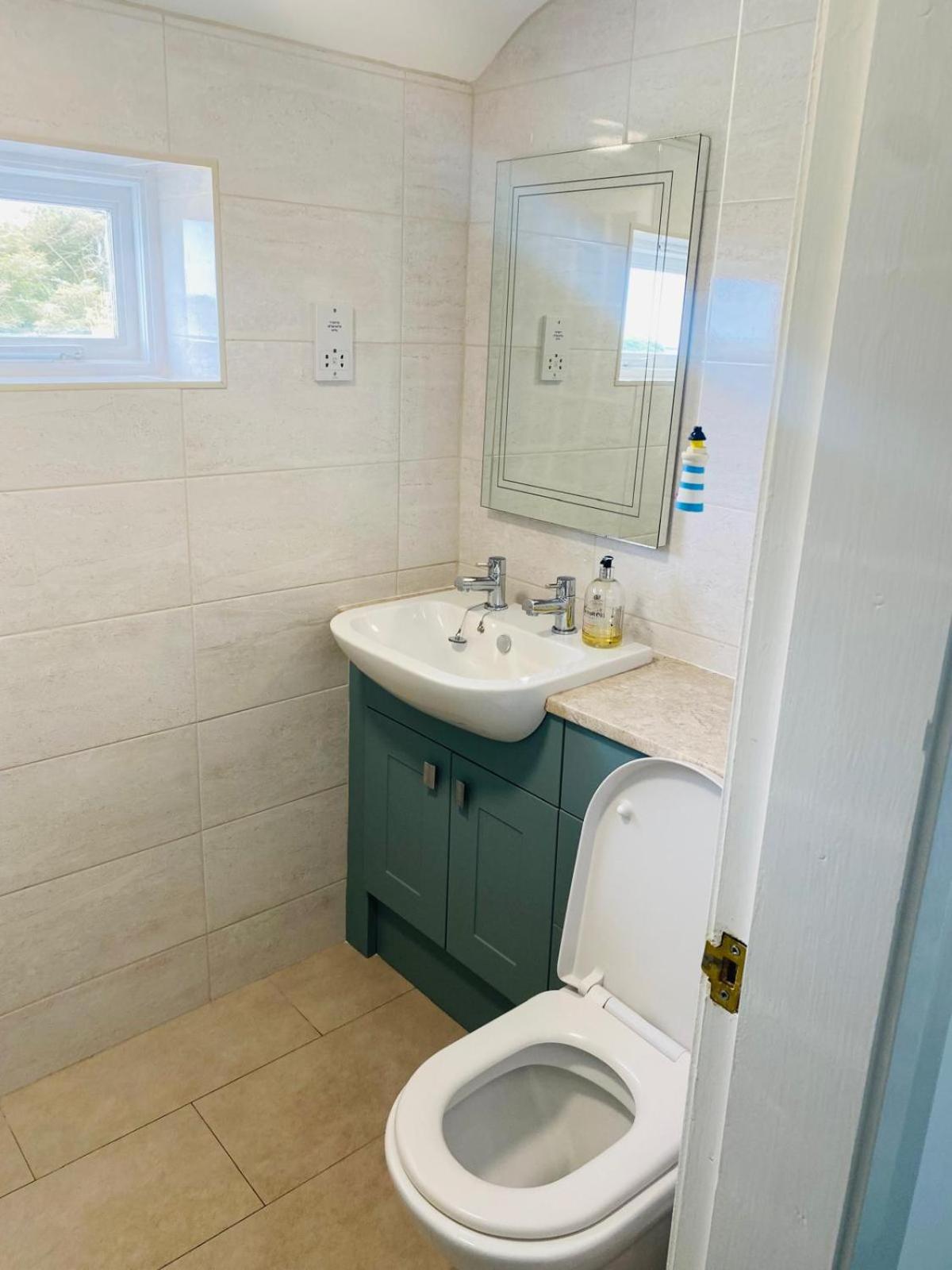 Rhoscolyn Hideaway