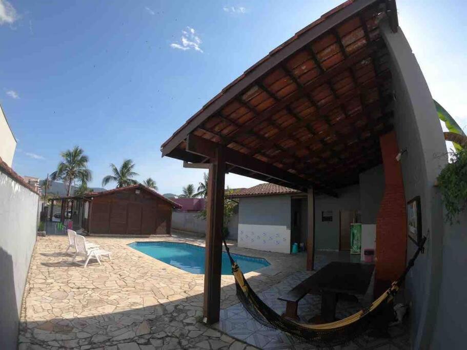 Casa em condomínio fechado em Ubatuba