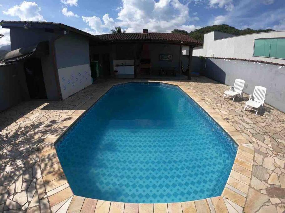 Casa em condomínio fechado em Ubatuba