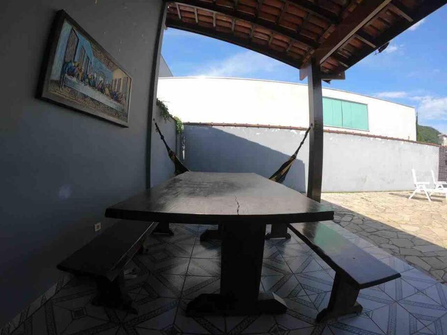 Casa em condomínio fechado em Ubatuba