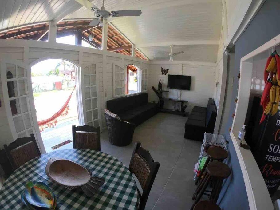 Casa em condomínio fechado em Ubatuba