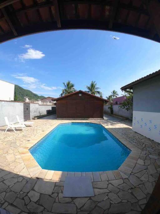 Casa em condomínio fechado em Ubatuba