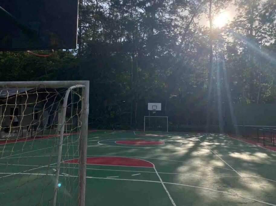 Casa em condomínio fechado em Ubatuba