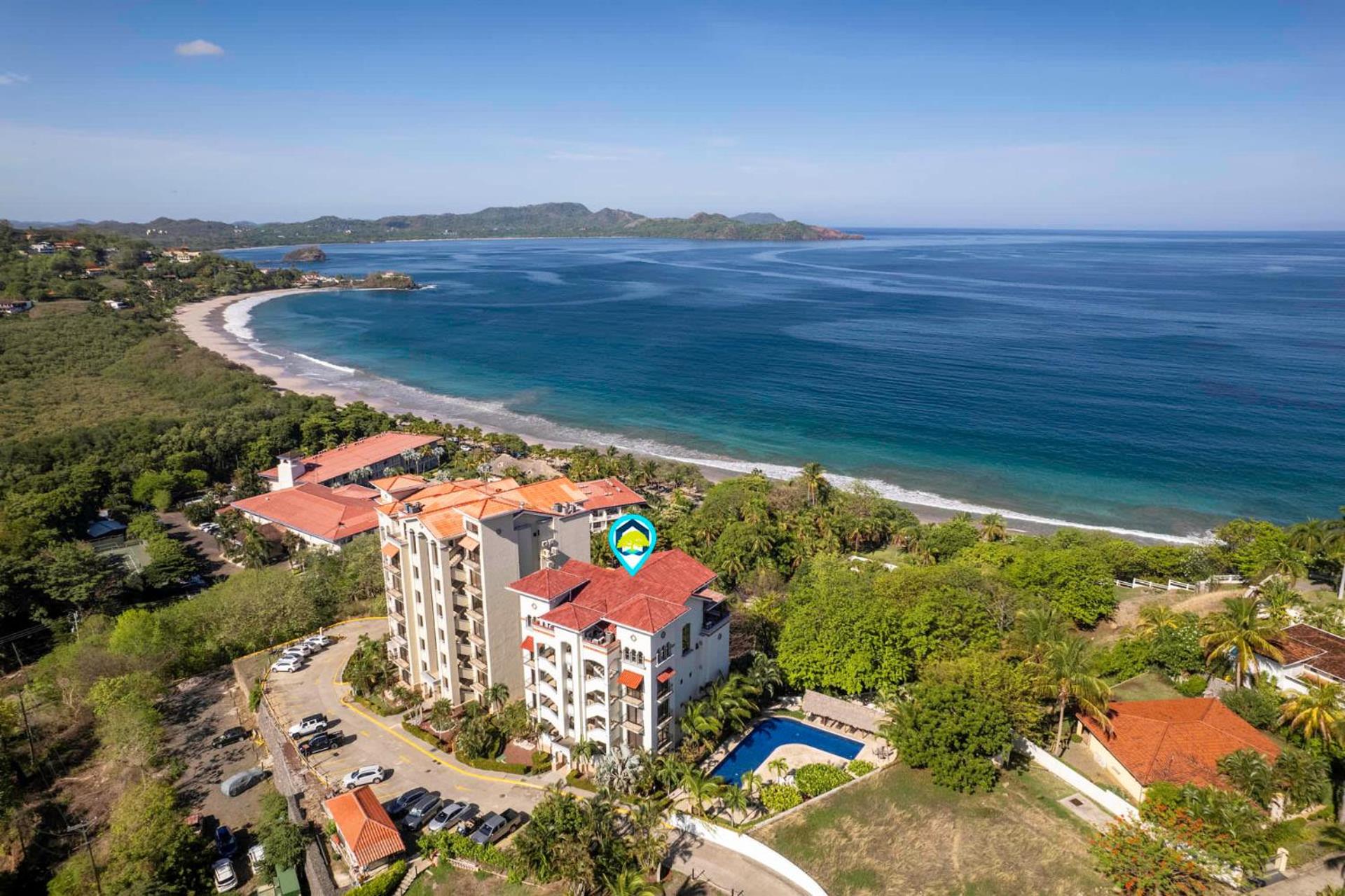 Stylish Flamingo Condo with Ocean Views, Renovated Kitchen & Walkable Beach Access