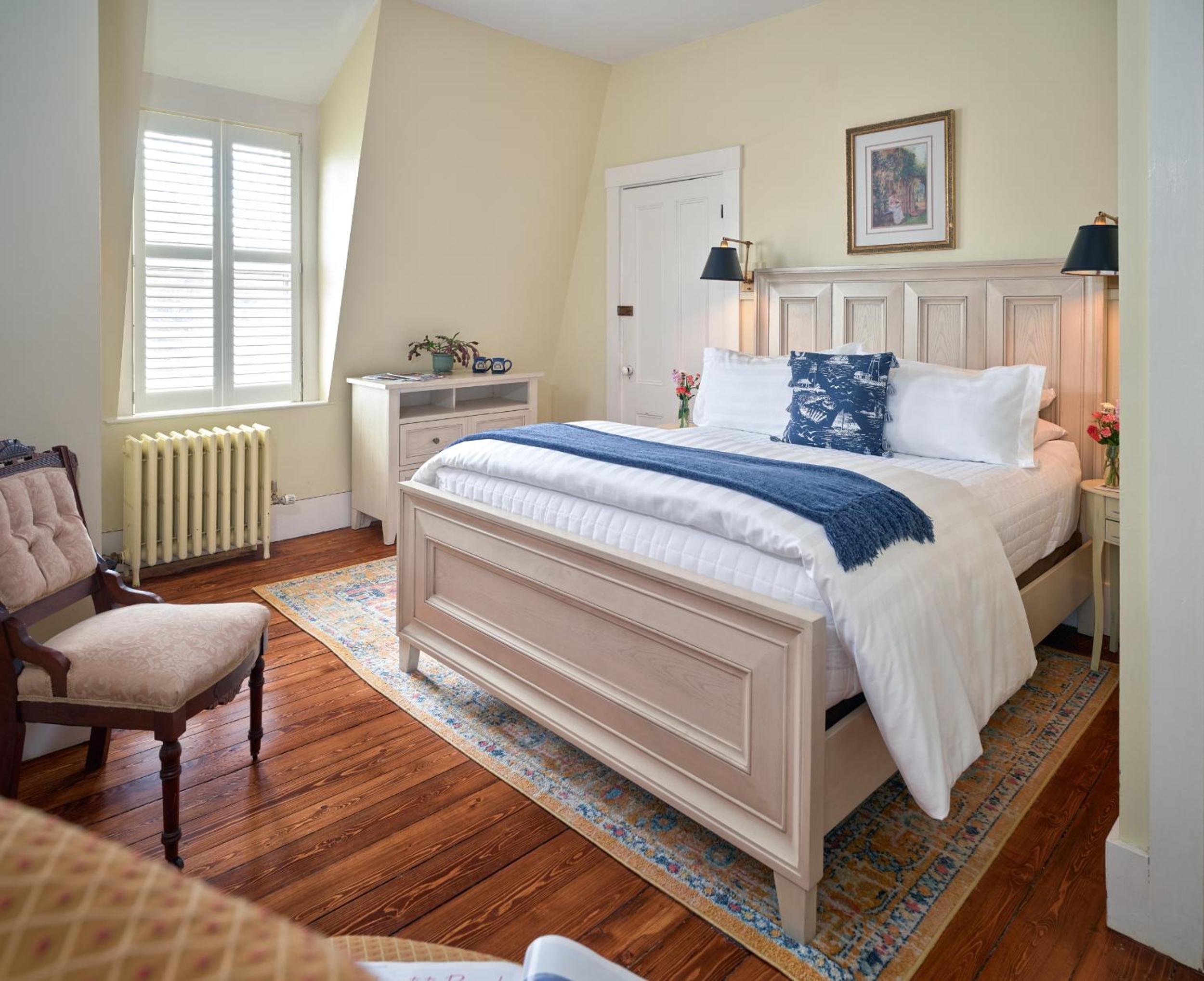 Old Manse Inn view 2
