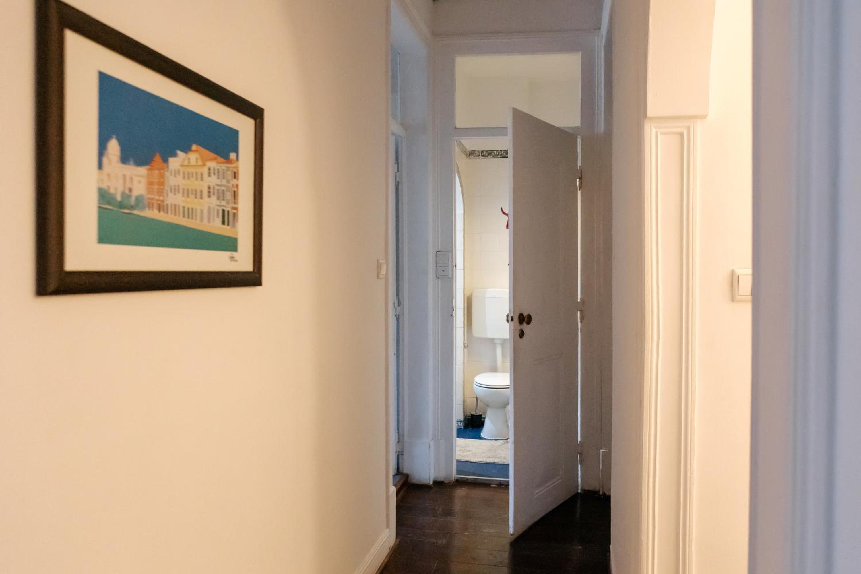 Diogo's Alcântara Apartment I by Mycelia view 2