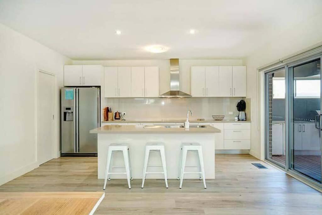 Dromana Grove SPA & POOL sleeps 15