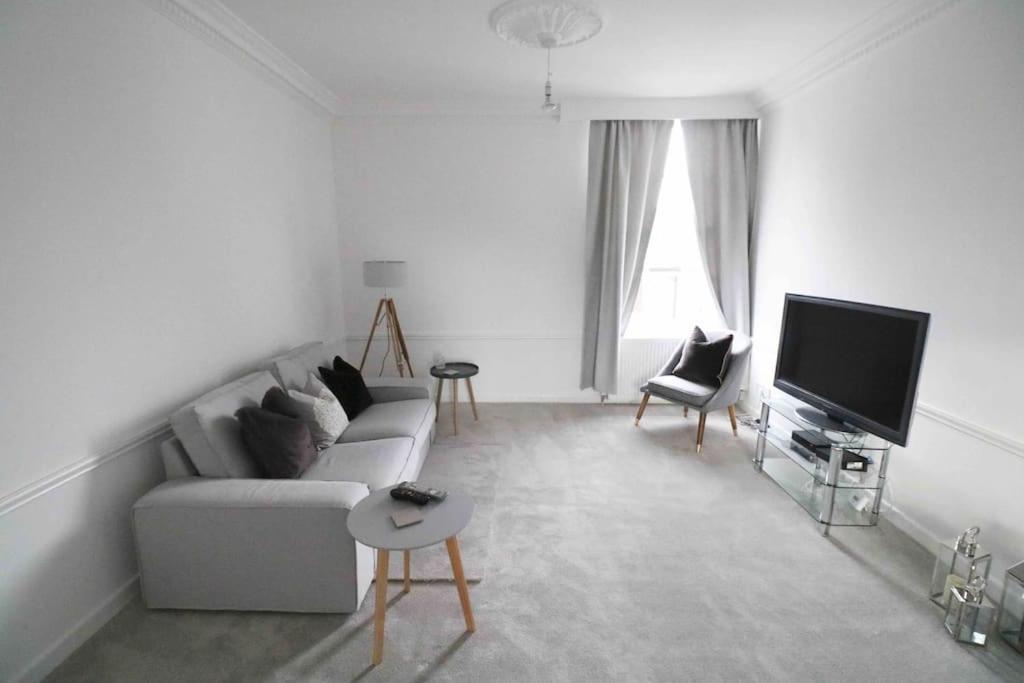 Beautiful & Cosy apartment in centre of Winchester