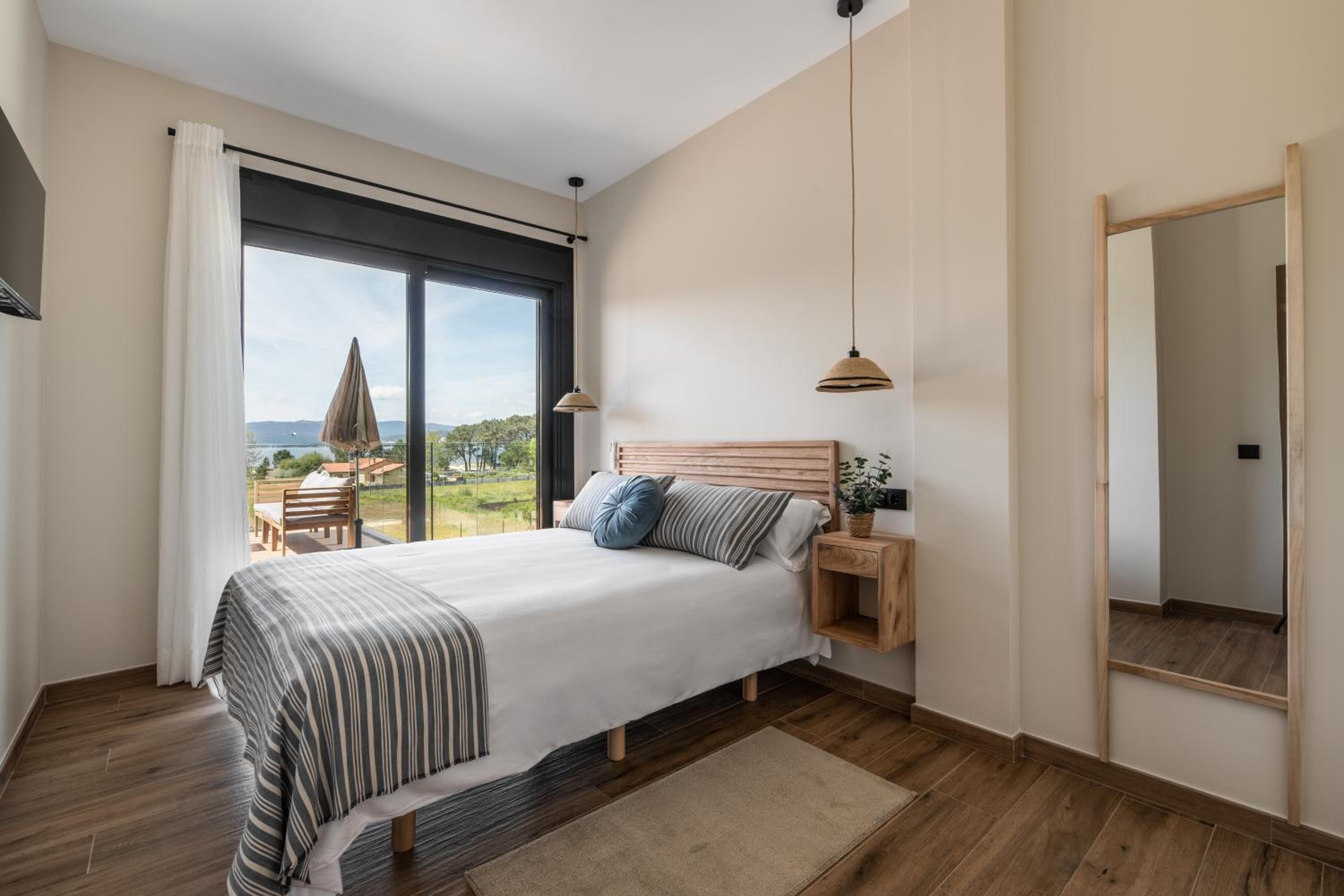 Nova Aguieira Apartments - Acceso directo playa