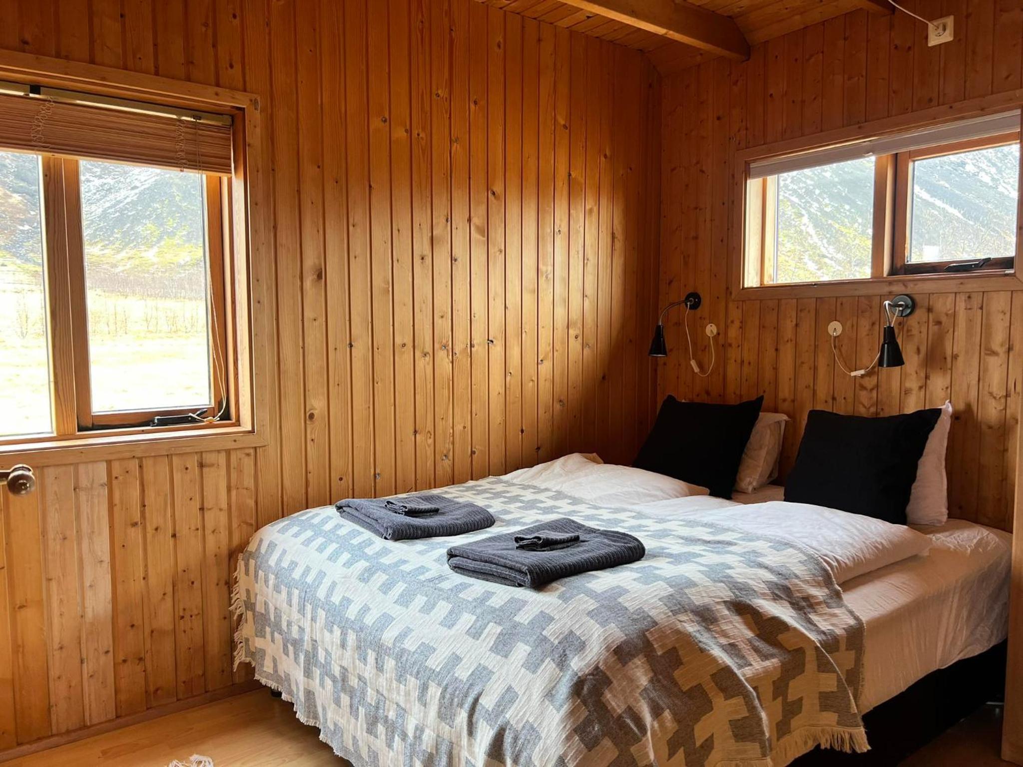Cozy Cabin near Golden Circle - Private Hot Tub view 3