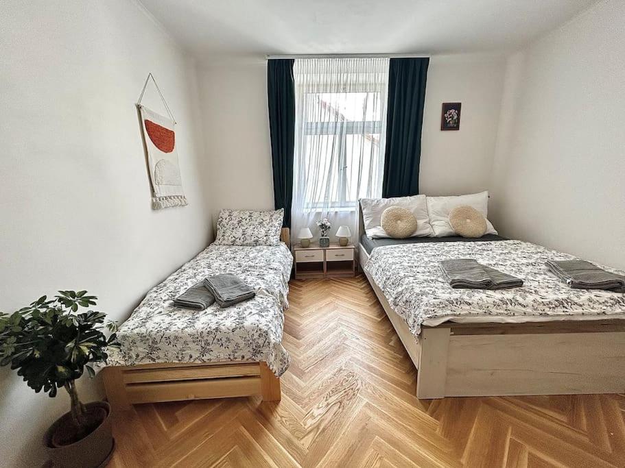 NewAPT next to Wenceslas Square