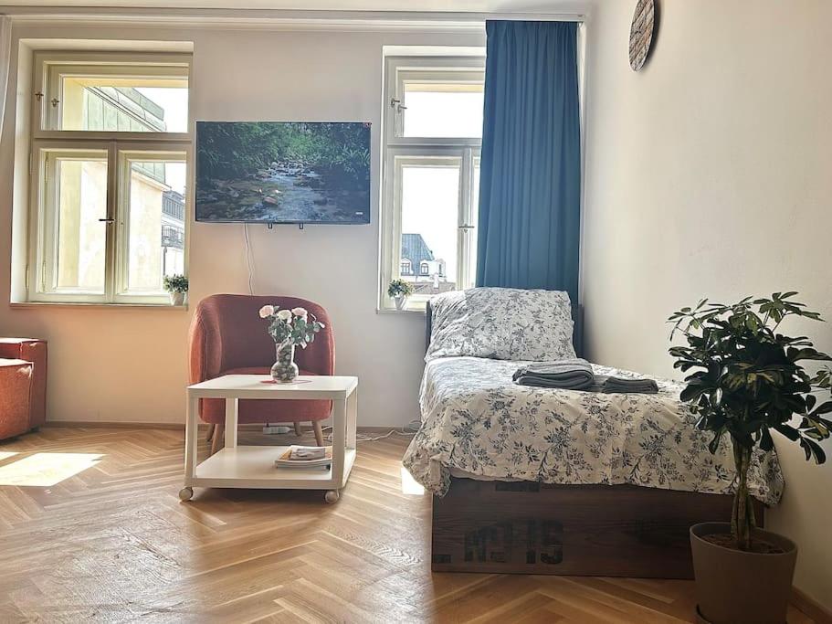 NewAPT next to Wenceslas Square