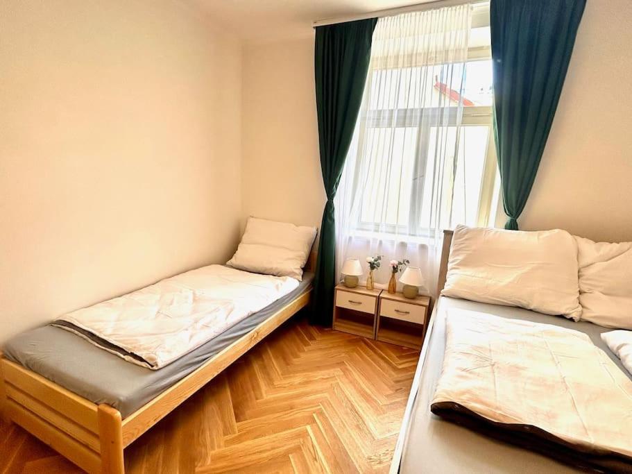 NewAPT next to Wenceslas Square