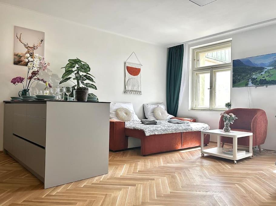 NewAPT next to Wenceslas Square