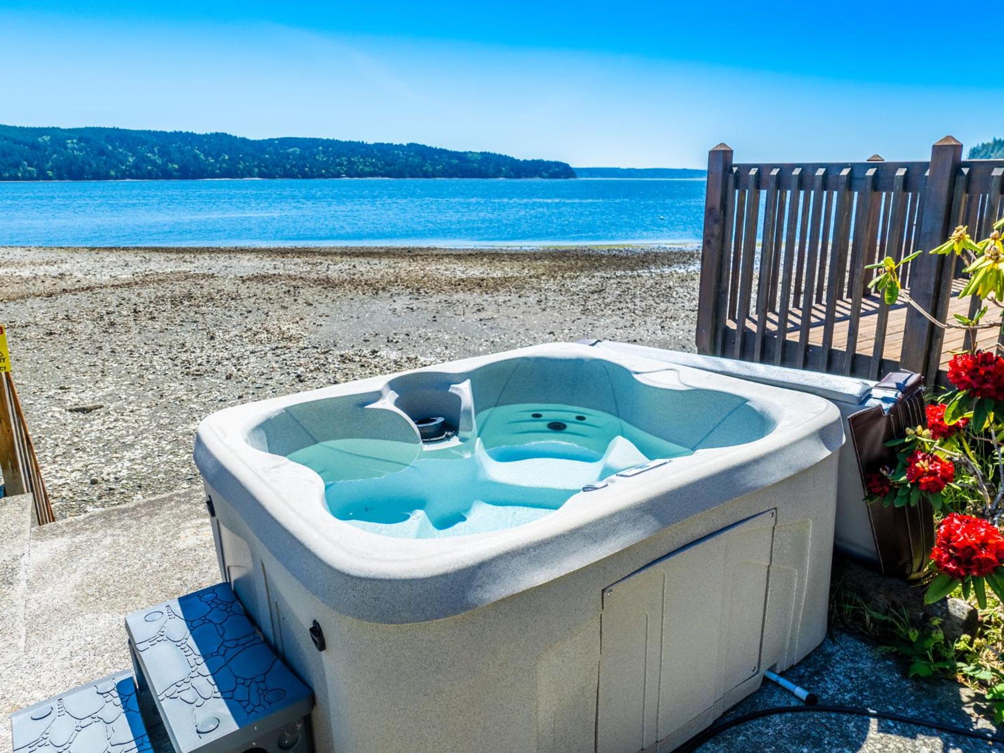 Waterfront Retreat, Relaxation, Fun in Hood Canal view 2