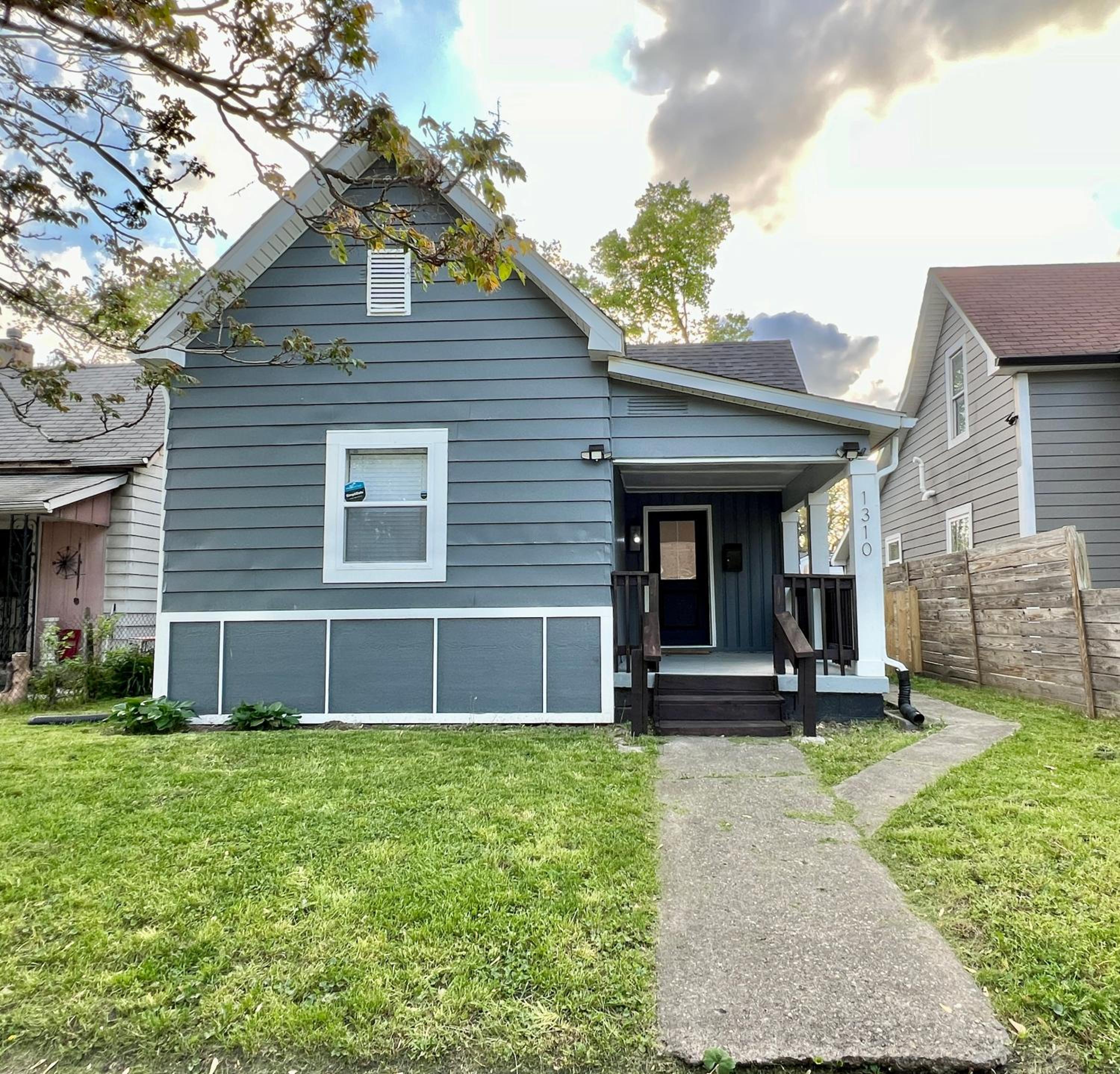 Modern Style Home Near DT Indy & Major Attractions view 2
