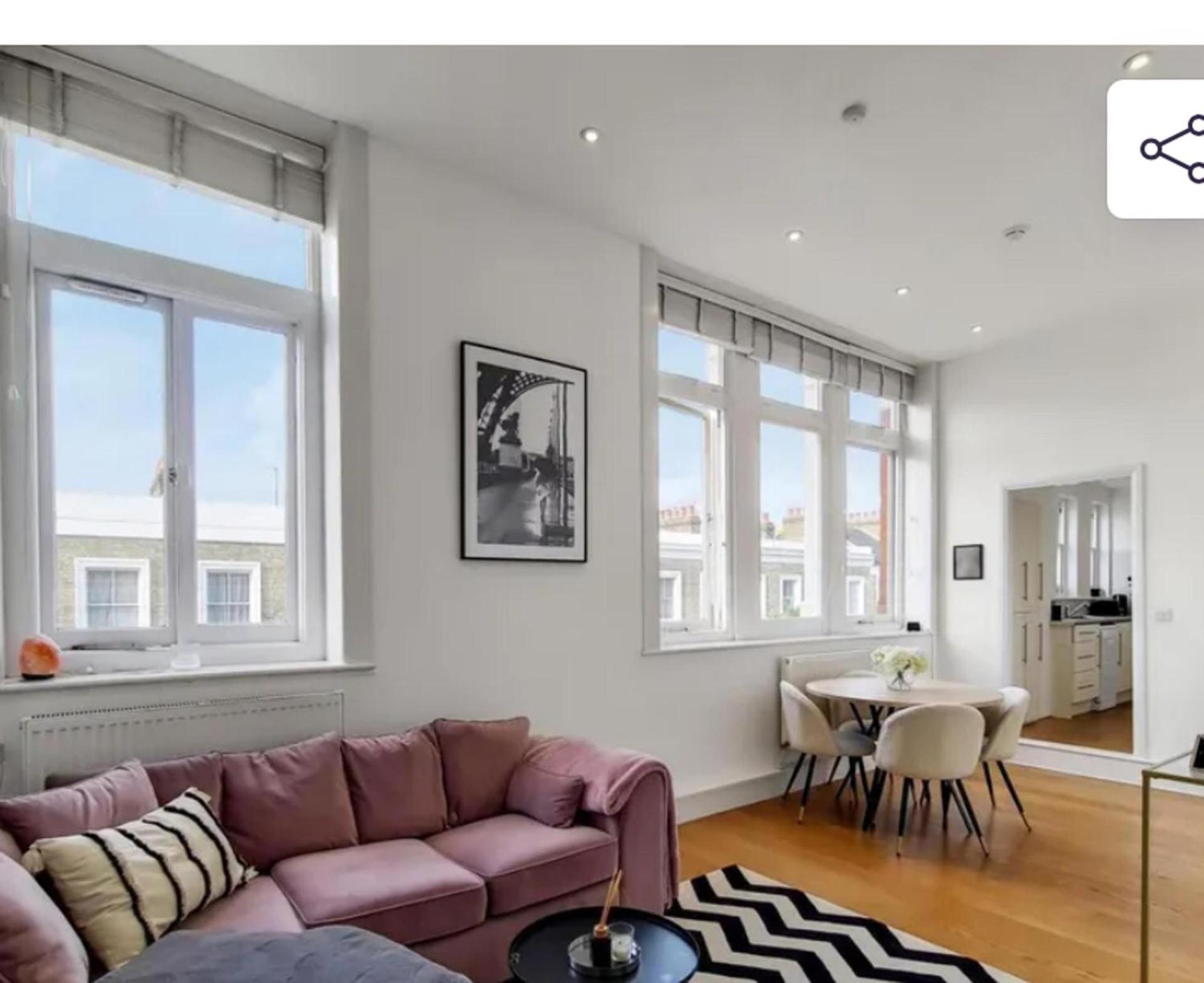 Apartment Sleeps 2 with Free Parking