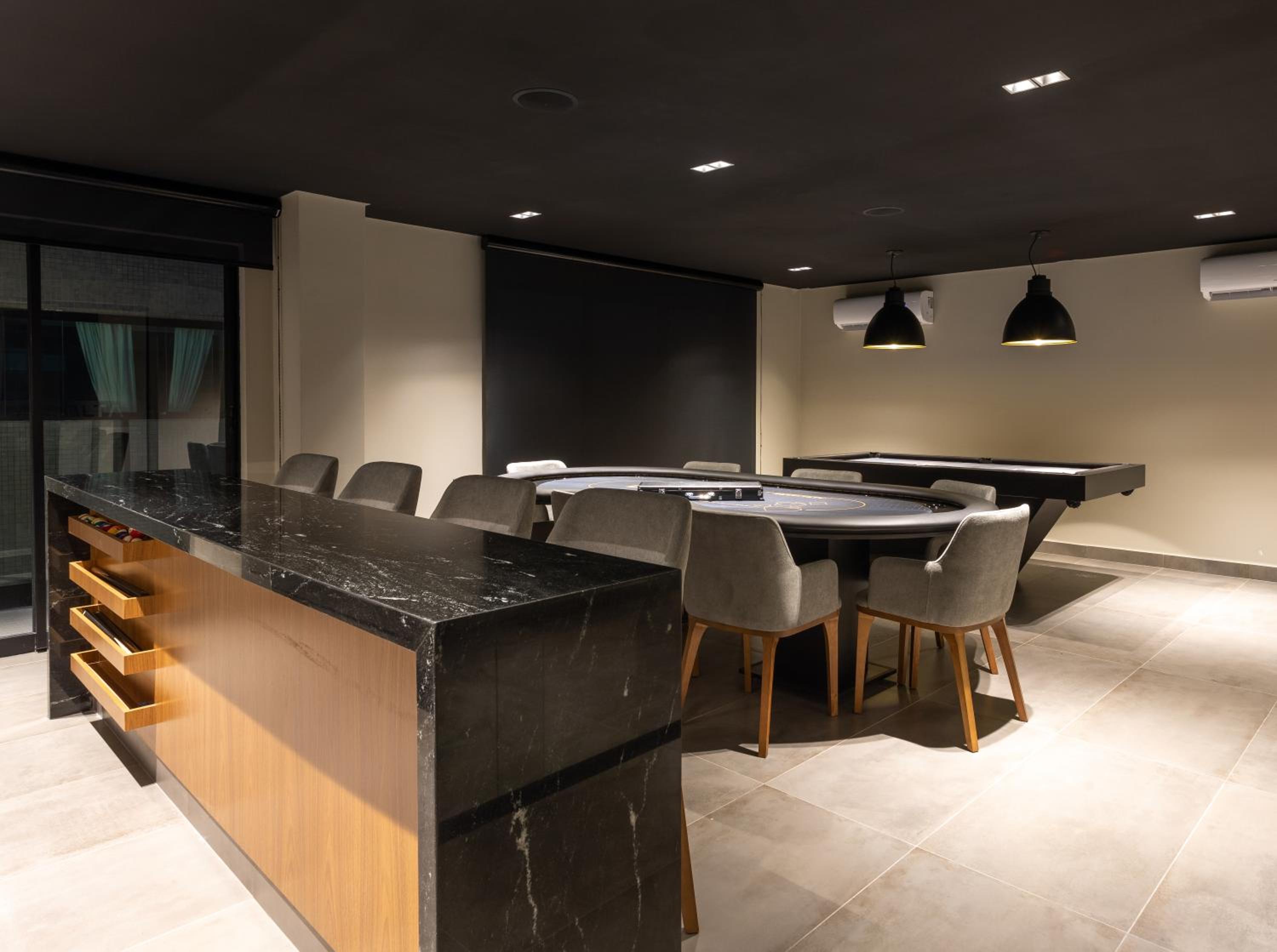 Loft com jacuzzi privativa frente mar do Bessa