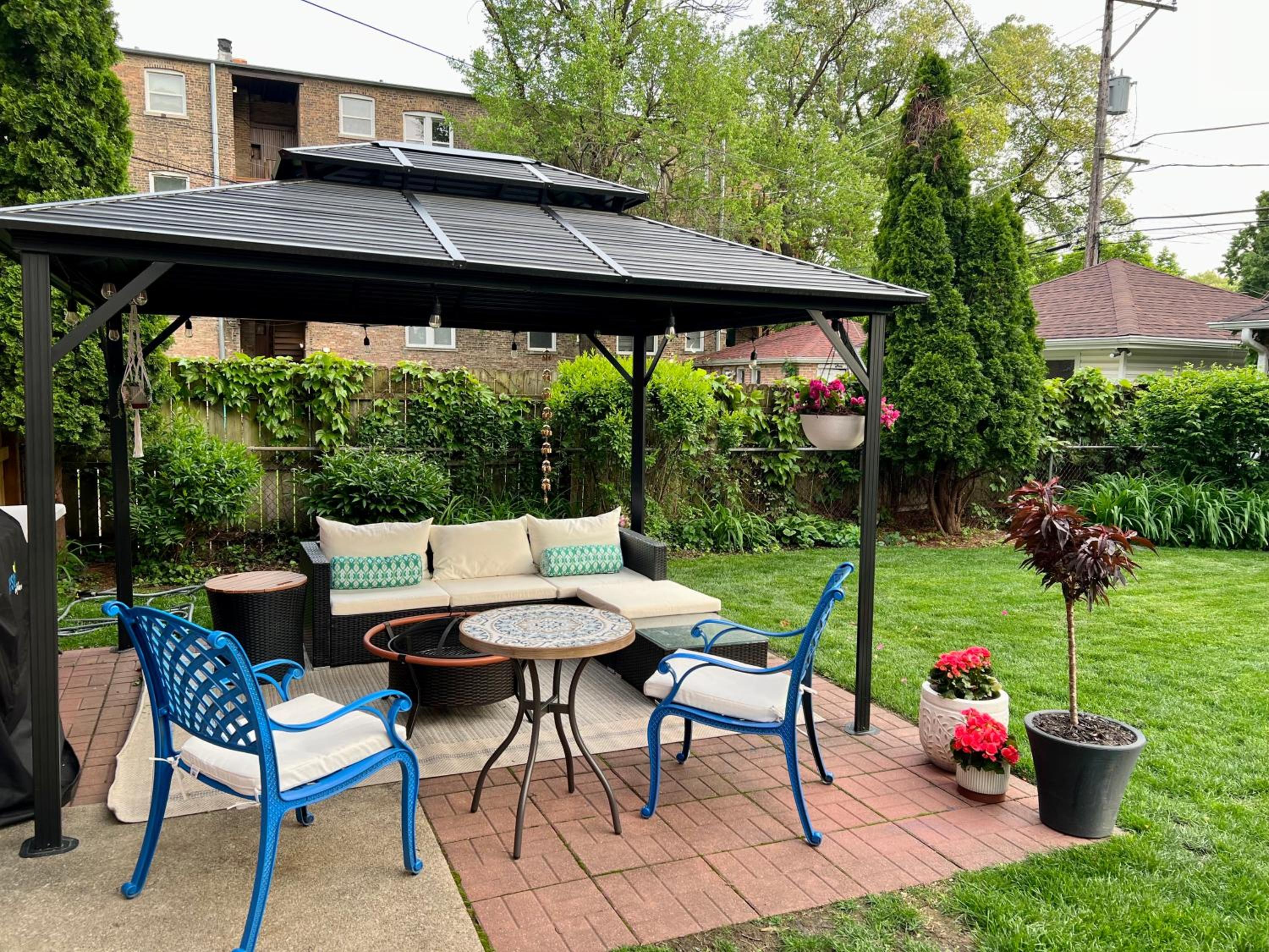 Lovely vintage Oak Park 3bd 1ba perfectly located near public transit & Chicago