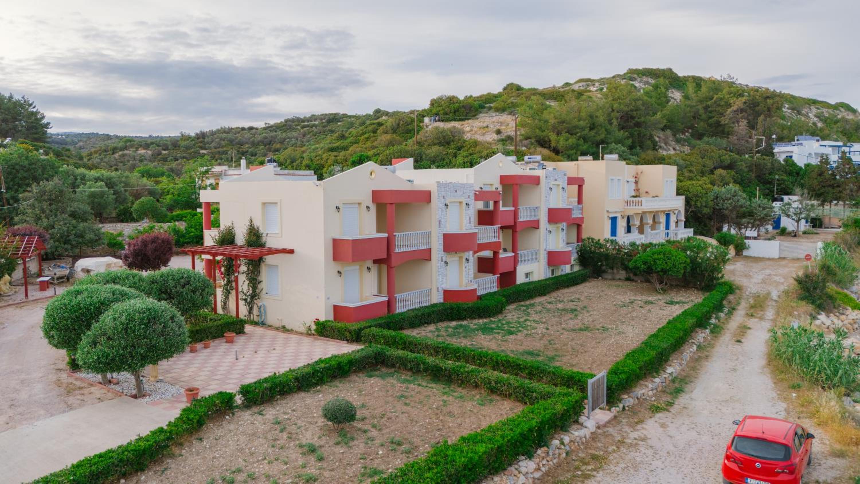 Hotel Marine Apartments Venetiko - Image 1