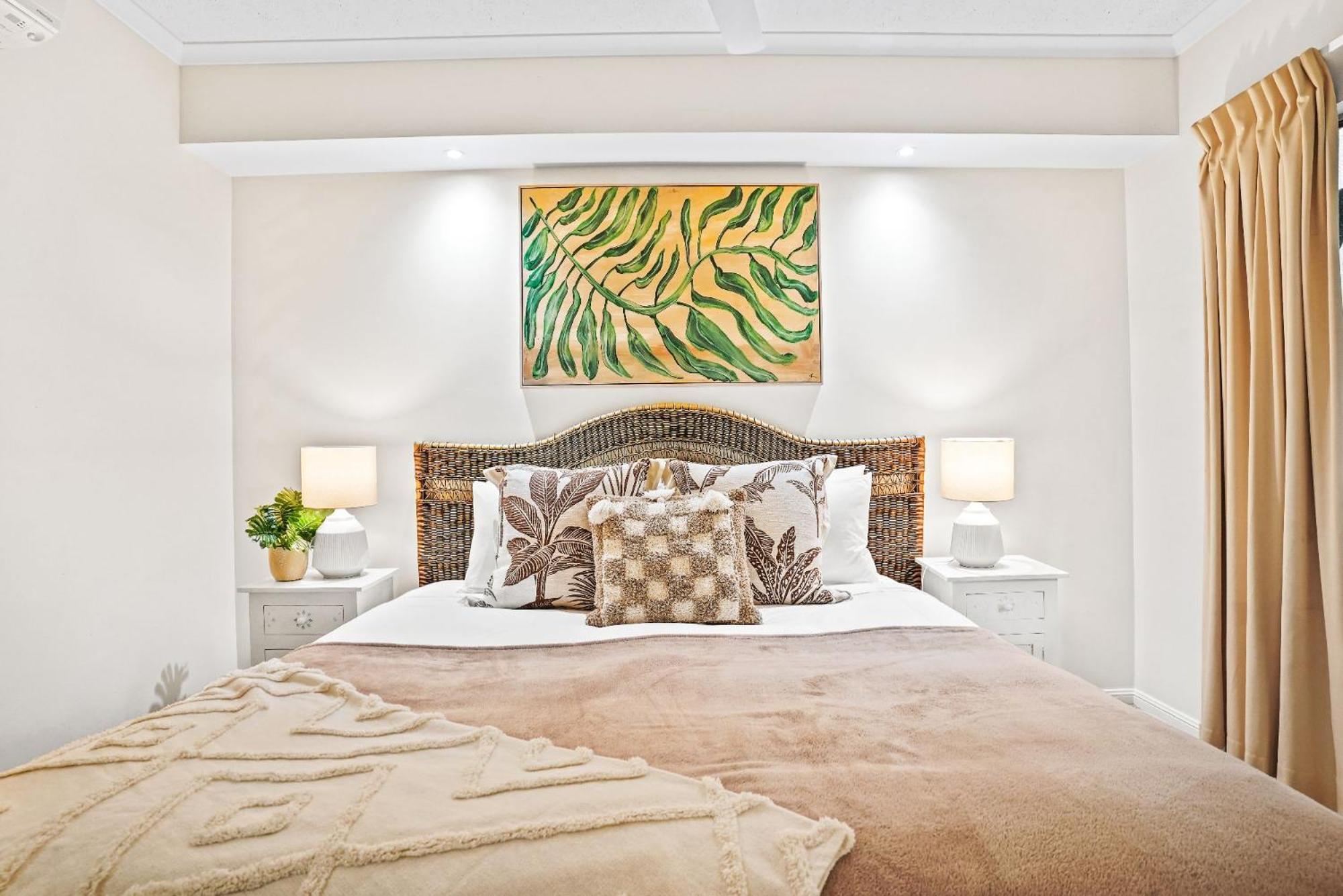 Lavender Lakes - Resort Style Living - Image 3