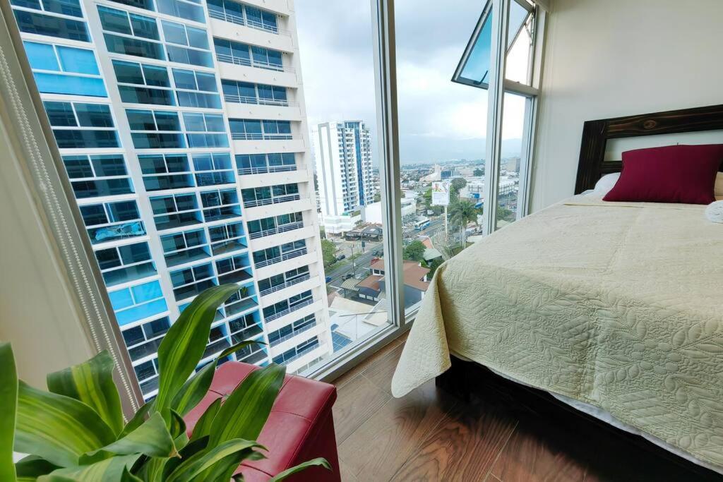1208 Apartamento Barrio Escalante con Parqueo