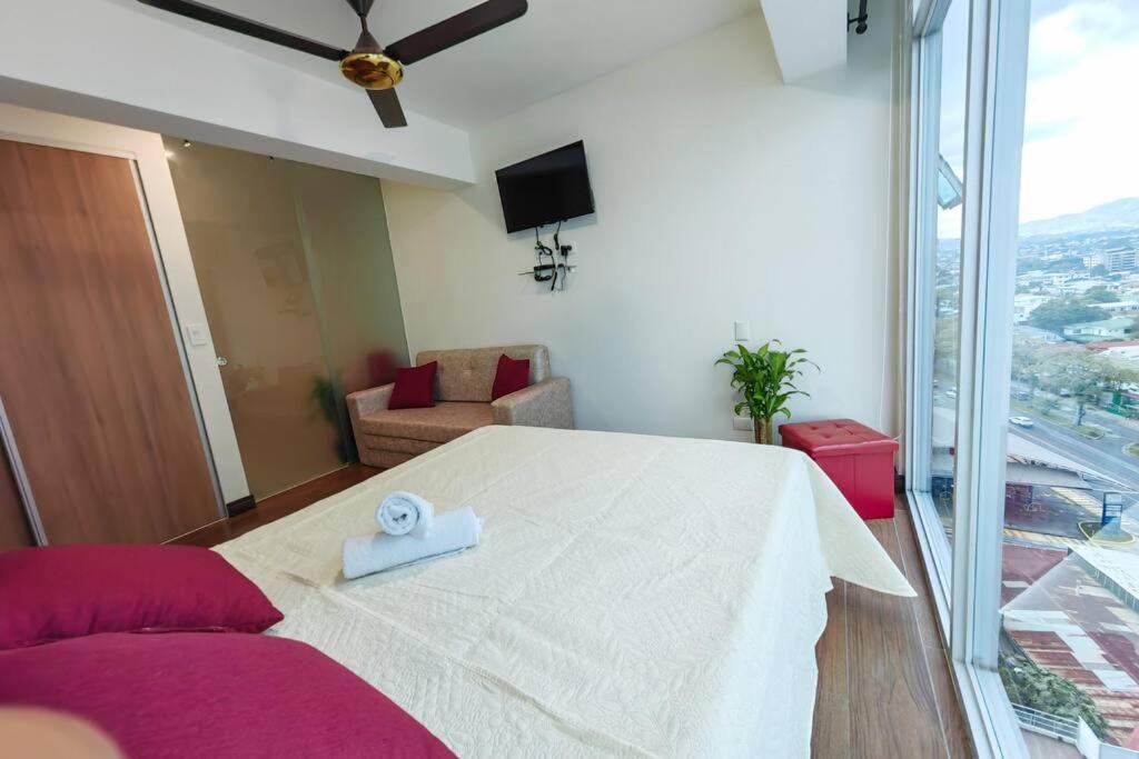 1208 Apartamento Barrio Escalante con Parqueo