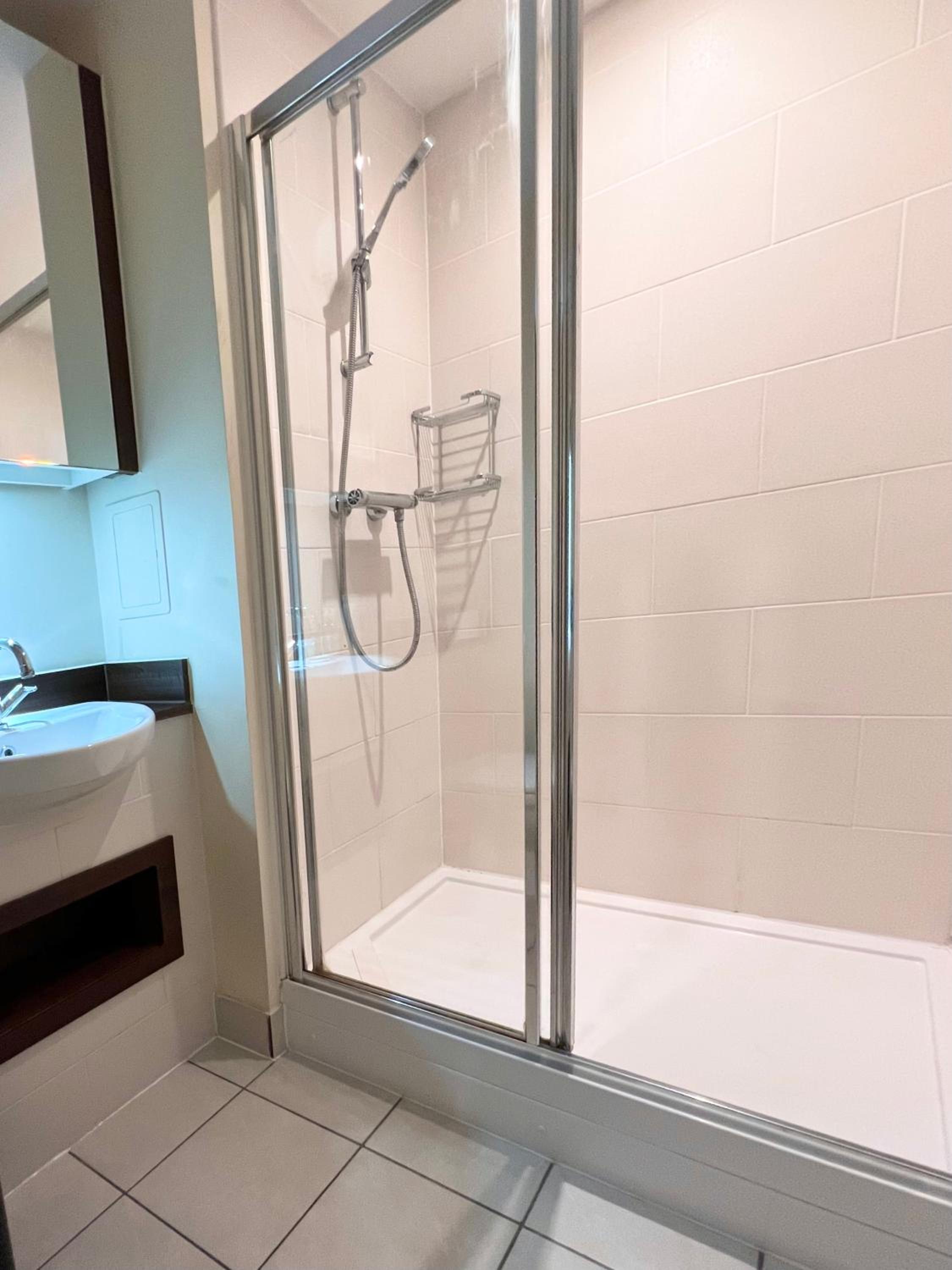 Canada Water SE16 7AQ 2bed apartment