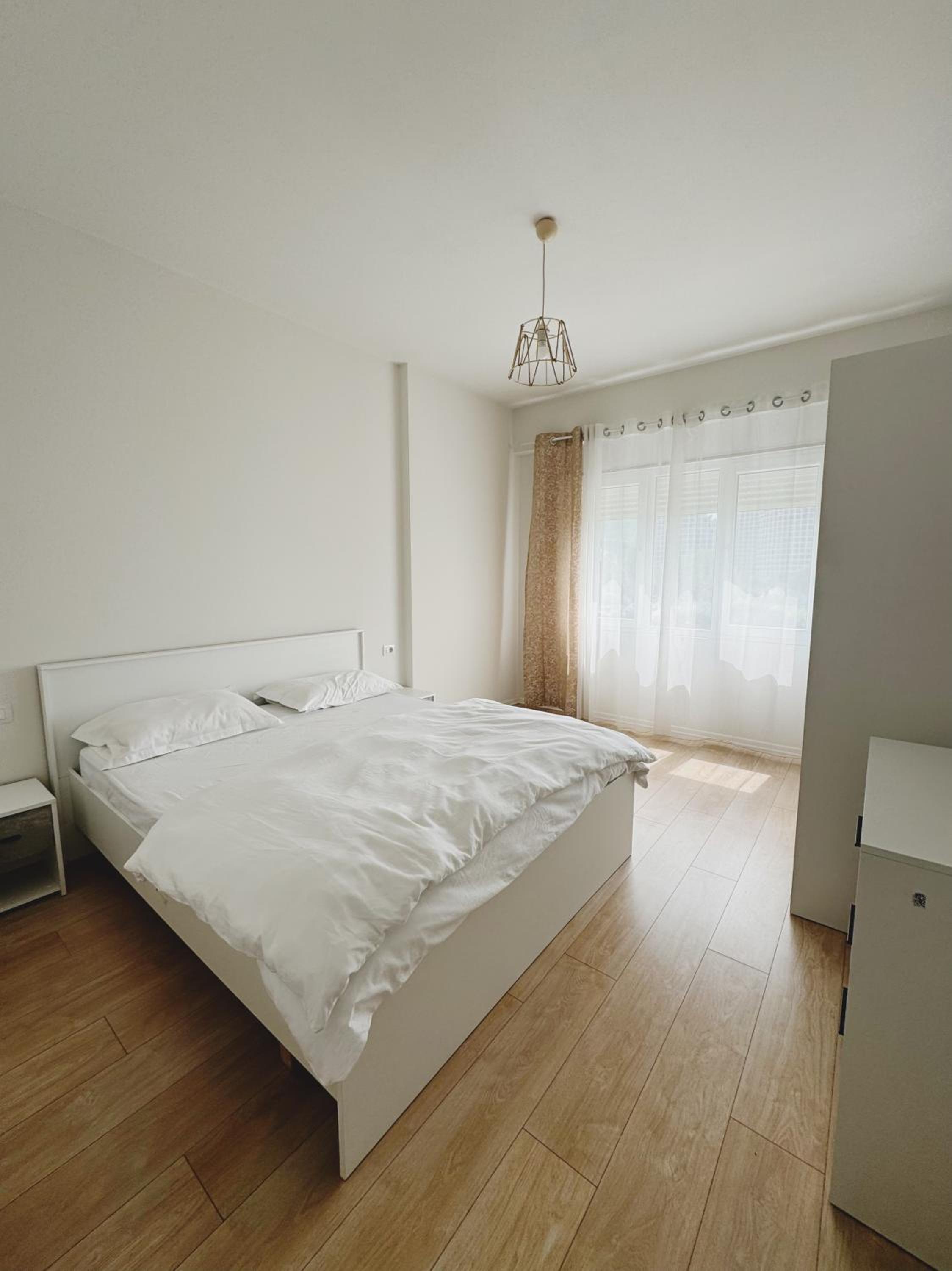 Tirana Lake View Premium Apartment
