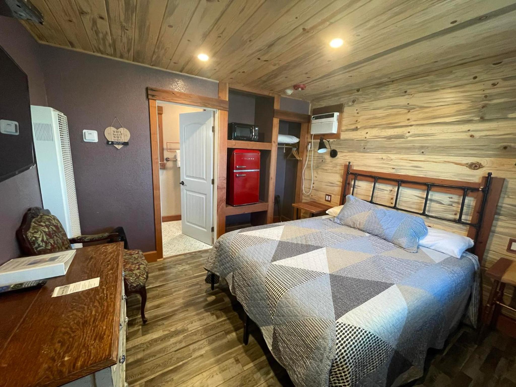 Sugarloaf Mountain Motel - Property Image 30