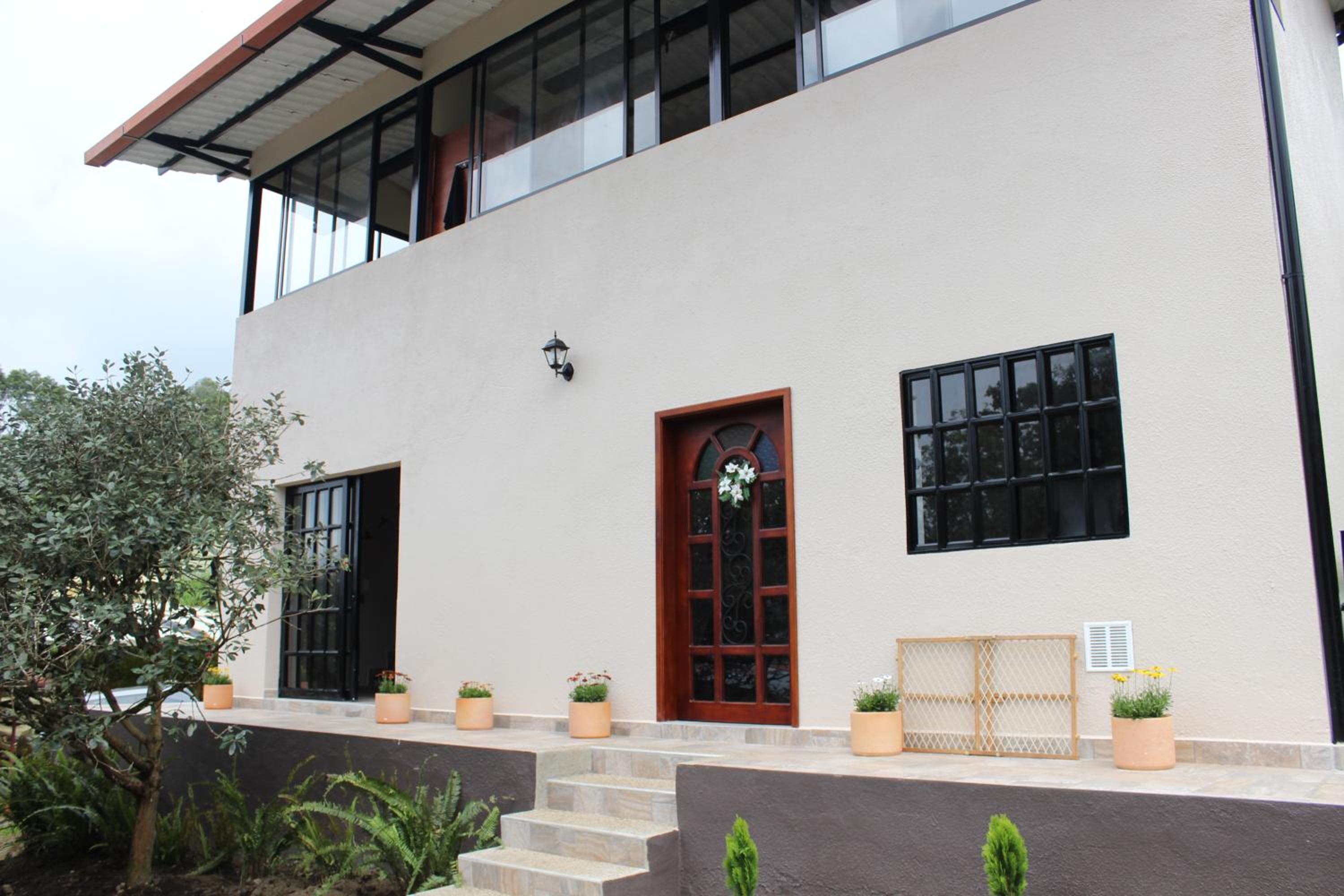 Bio-Hotel entre café, bosque y montañas
