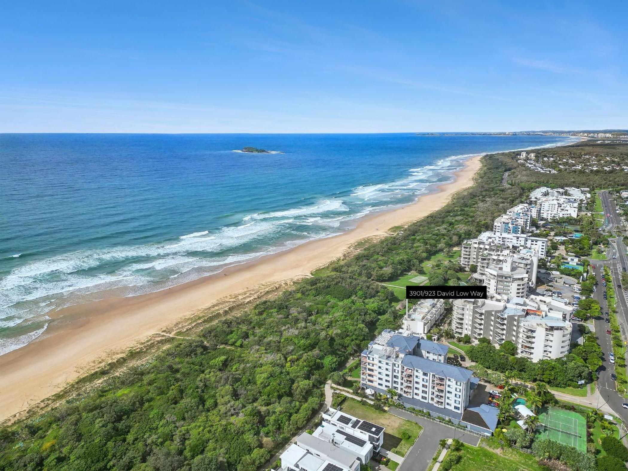 Pandanus Beach House - Direct Beach Access