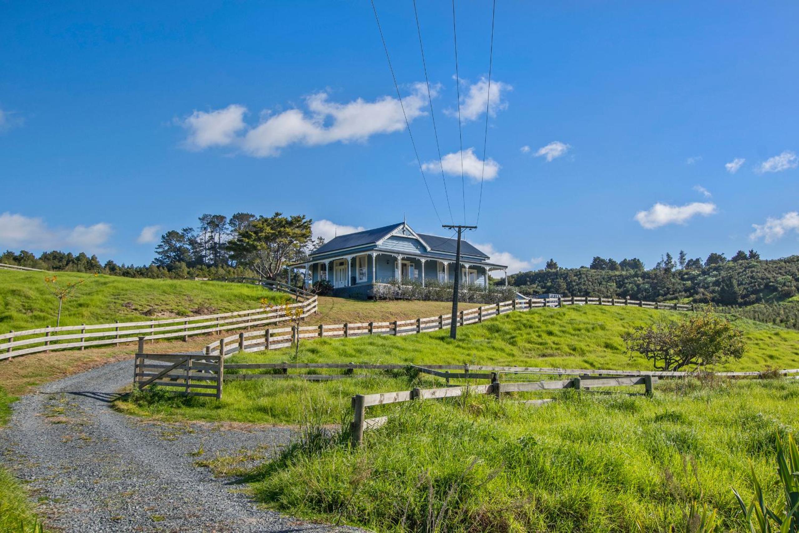 Private Family Retreat - Waipu Holiday Home view 4
