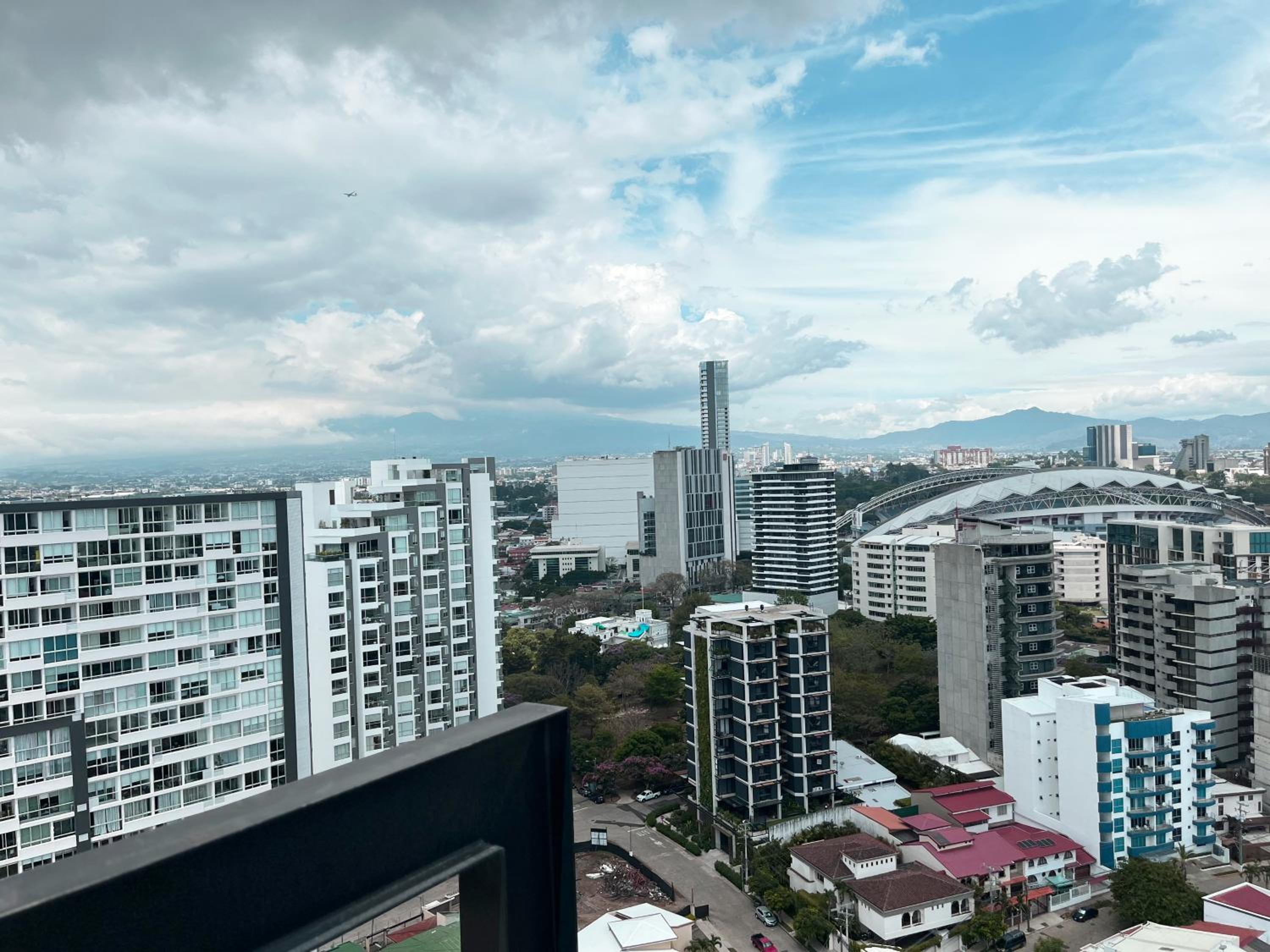 CityScape Properties 20th floor Studio 24-7 Concierge Amenities