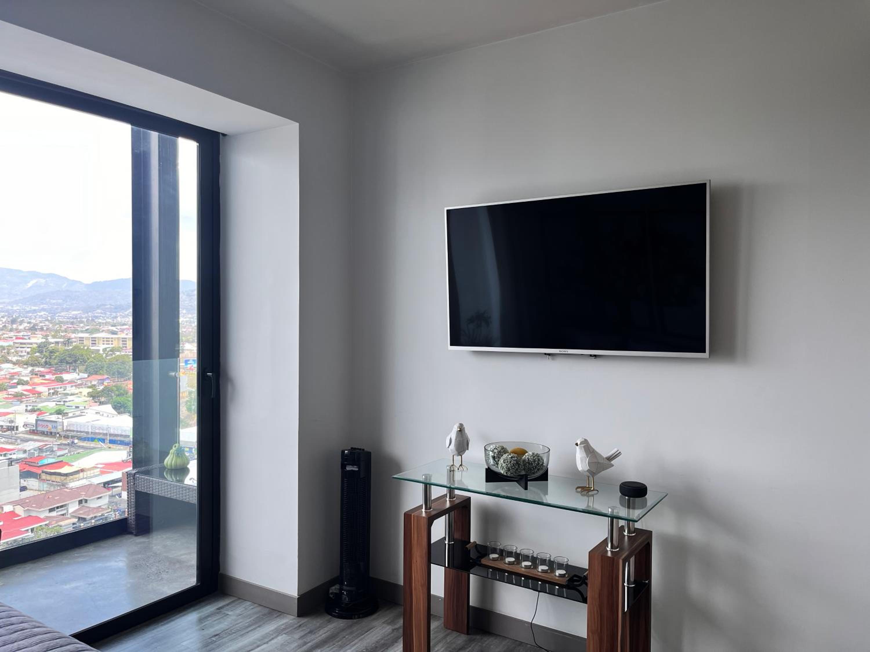 CityScape Properties 20th floor Studio 24-7 Concierge Amenities