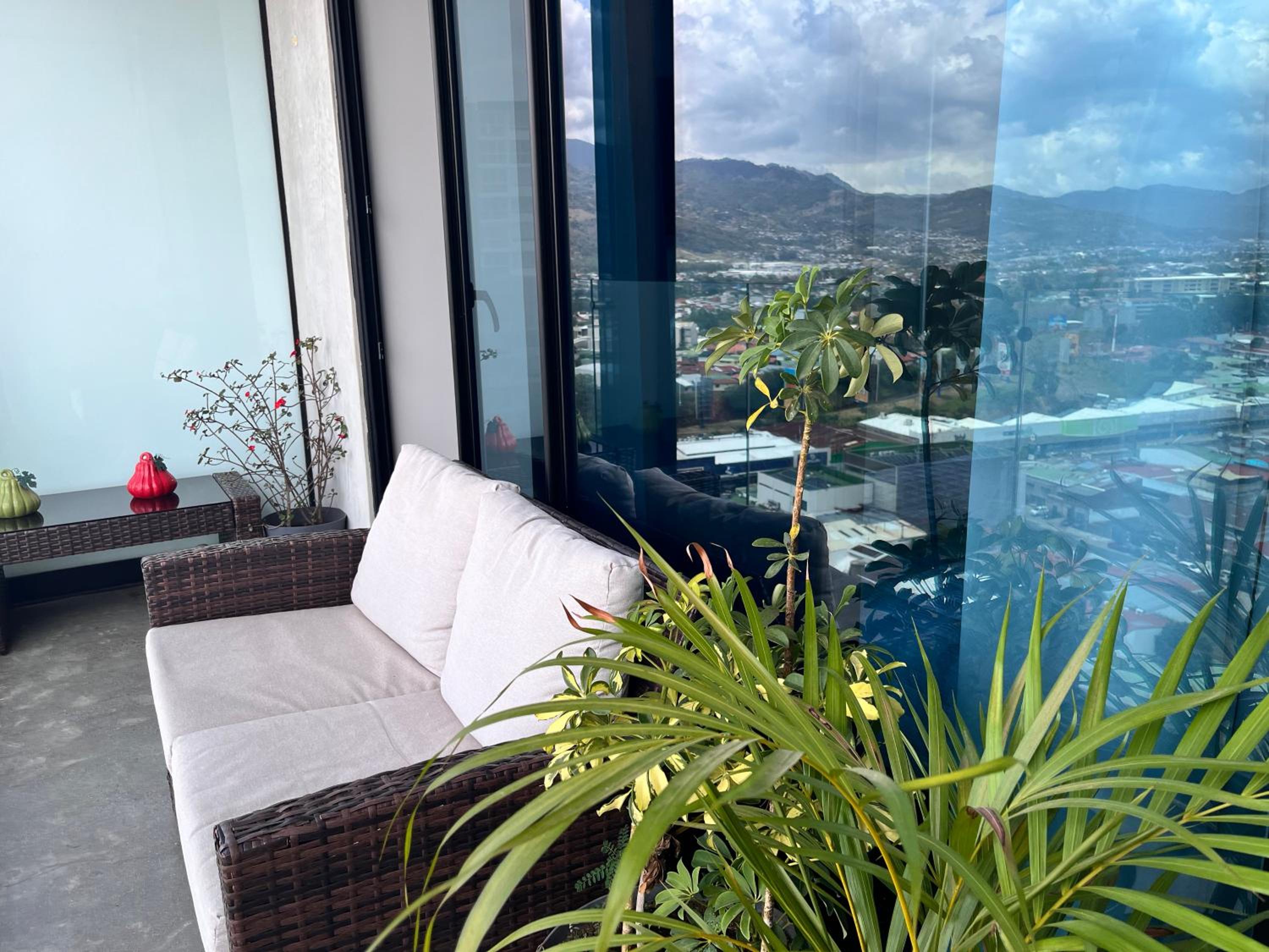 CityScape Properties 20th floor Studio 24-7 Concierge Amenities