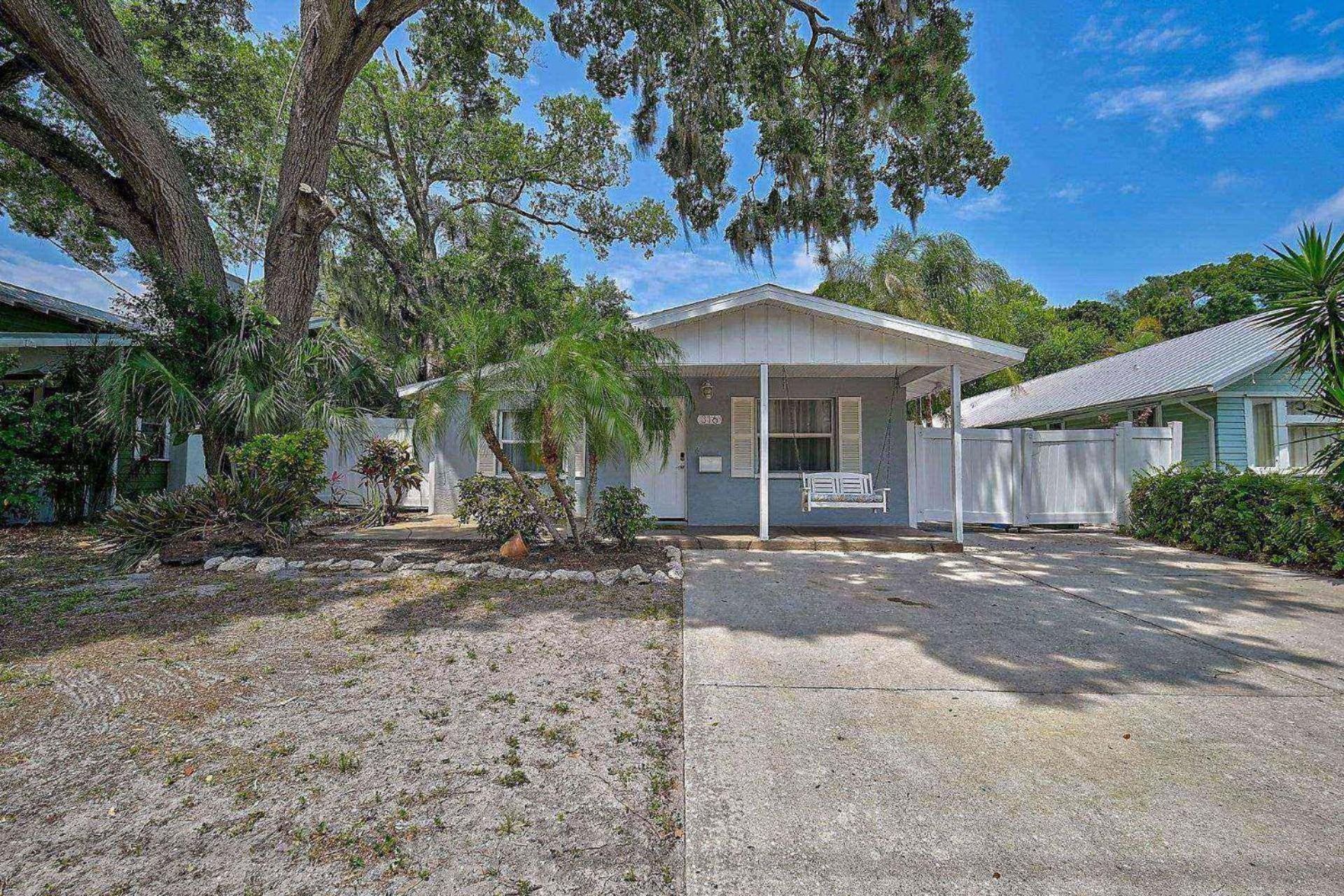 Manatee Cottage
