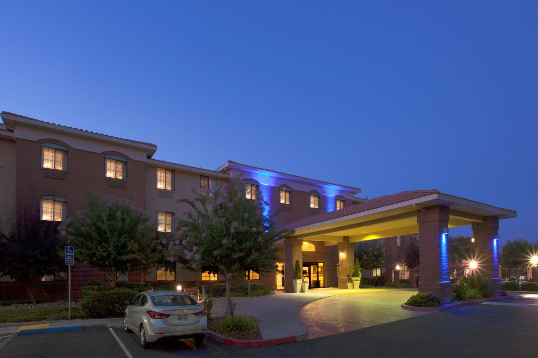 Holiday Inn Express Davis-University Area, an IHG Hotel - Property Image 33