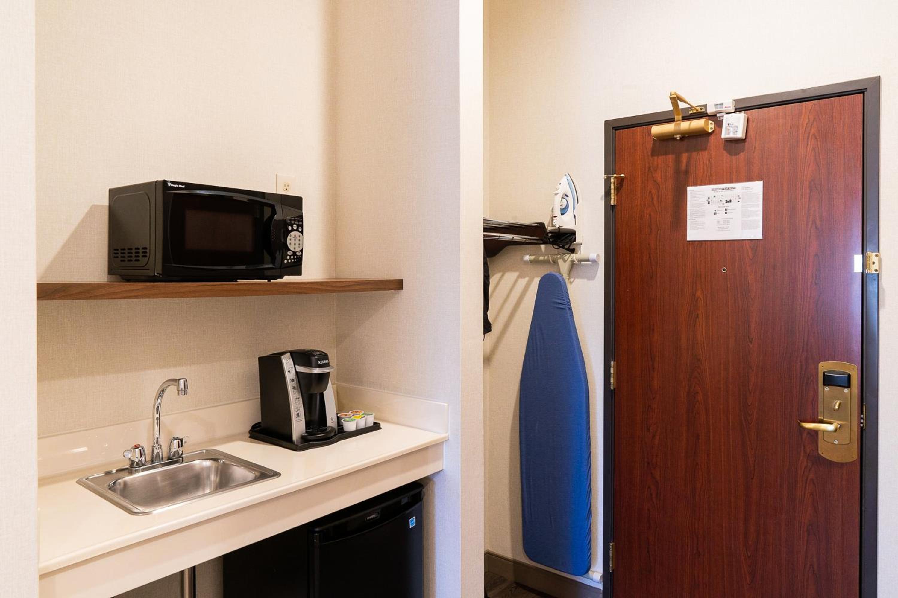 Holiday Inn Express Davis-University Area, an IHG Hotel - Property Image 30