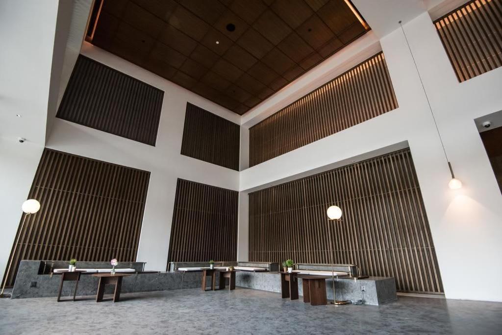 A Lovely High-Floor Loft at EST Brickfields