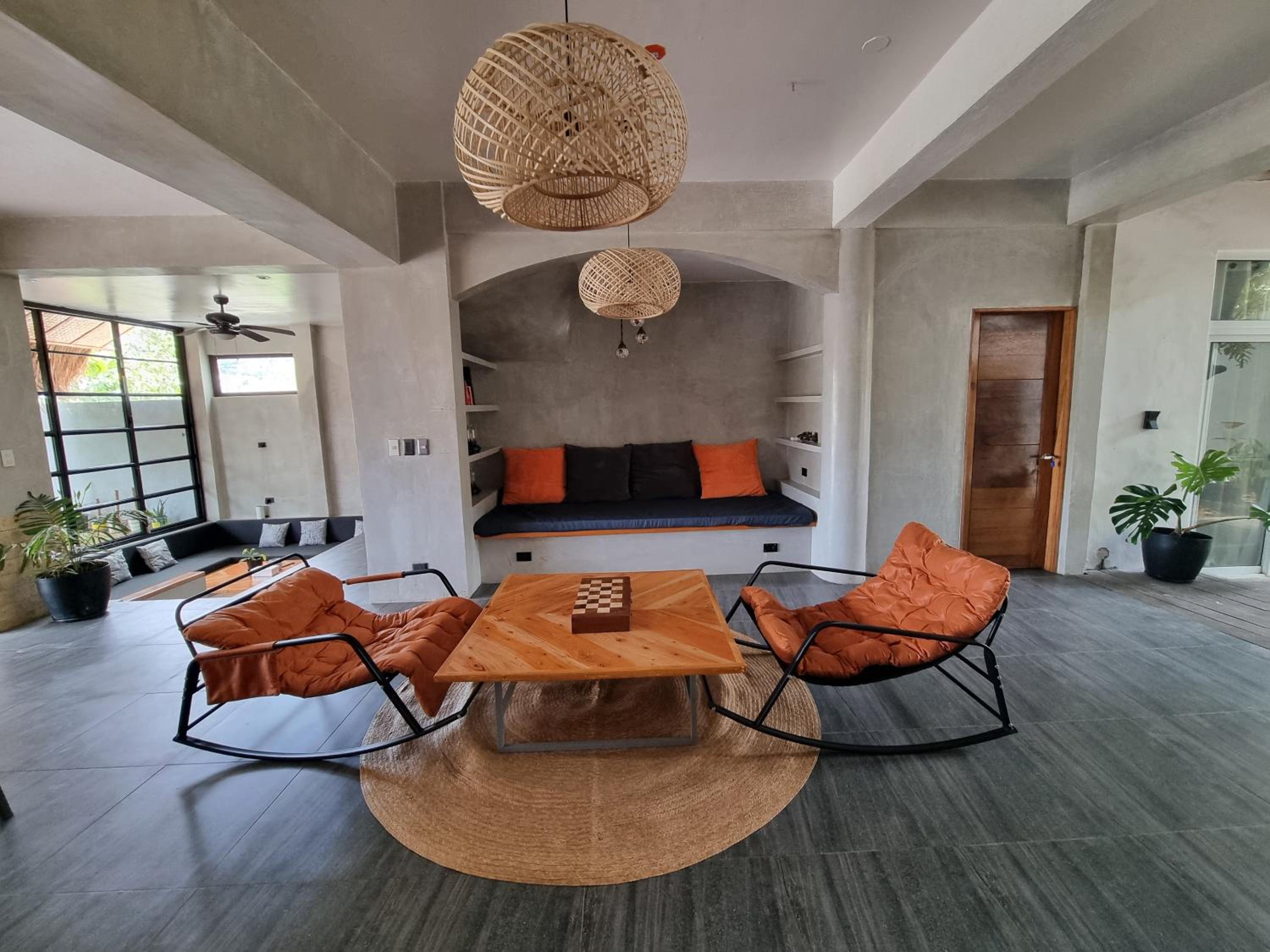 lounge