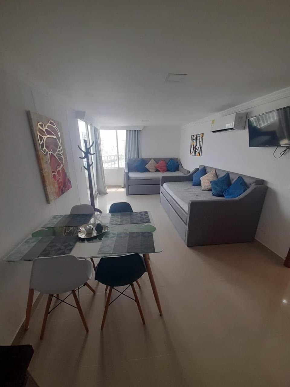 APARTAMENTO CON VISTA AL MAR CARIBE PISO 19 - Espectacular