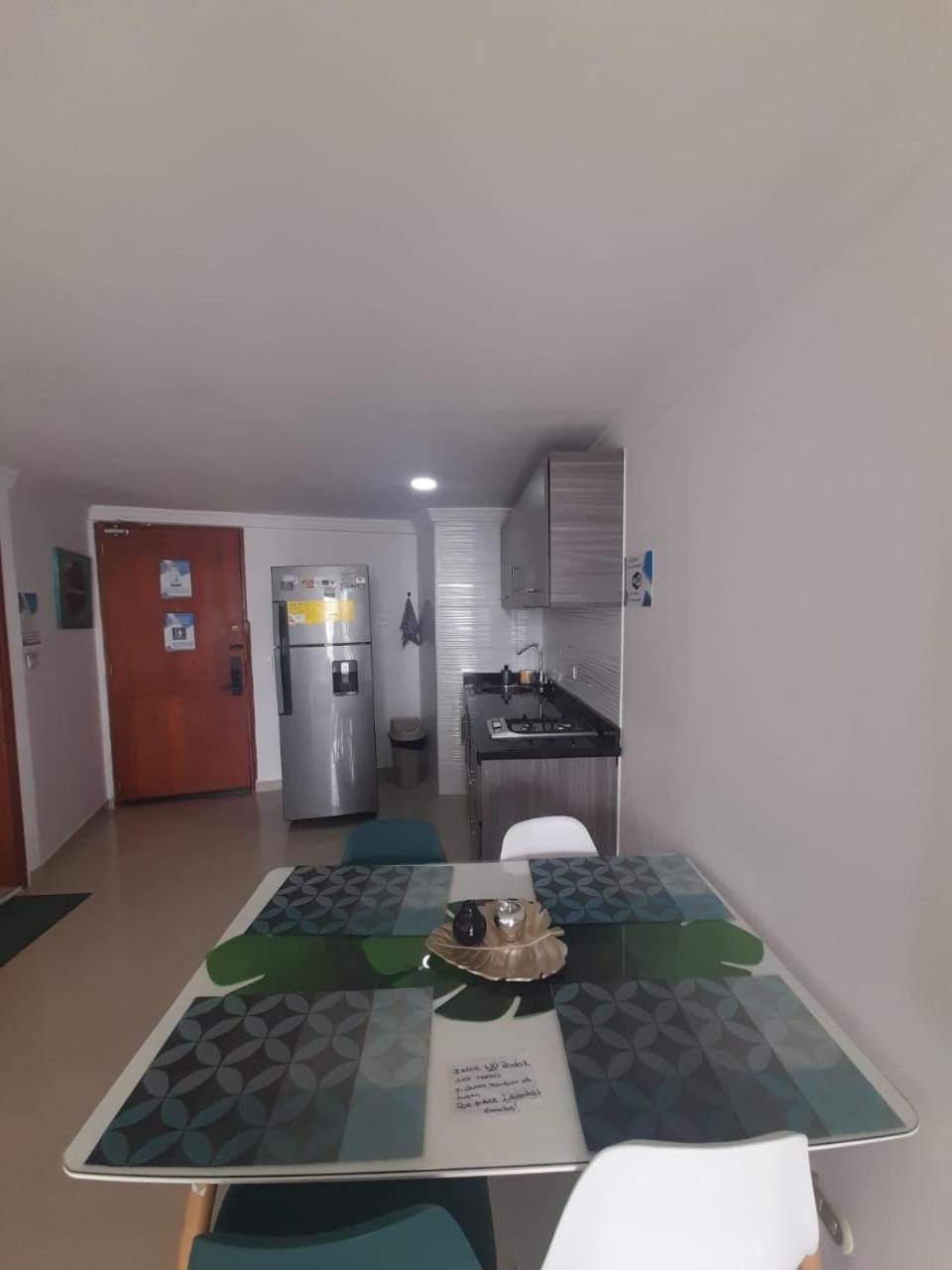 APARTAMENTO CON VISTA AL MAR CARIBE PISO 19 - Espectacular