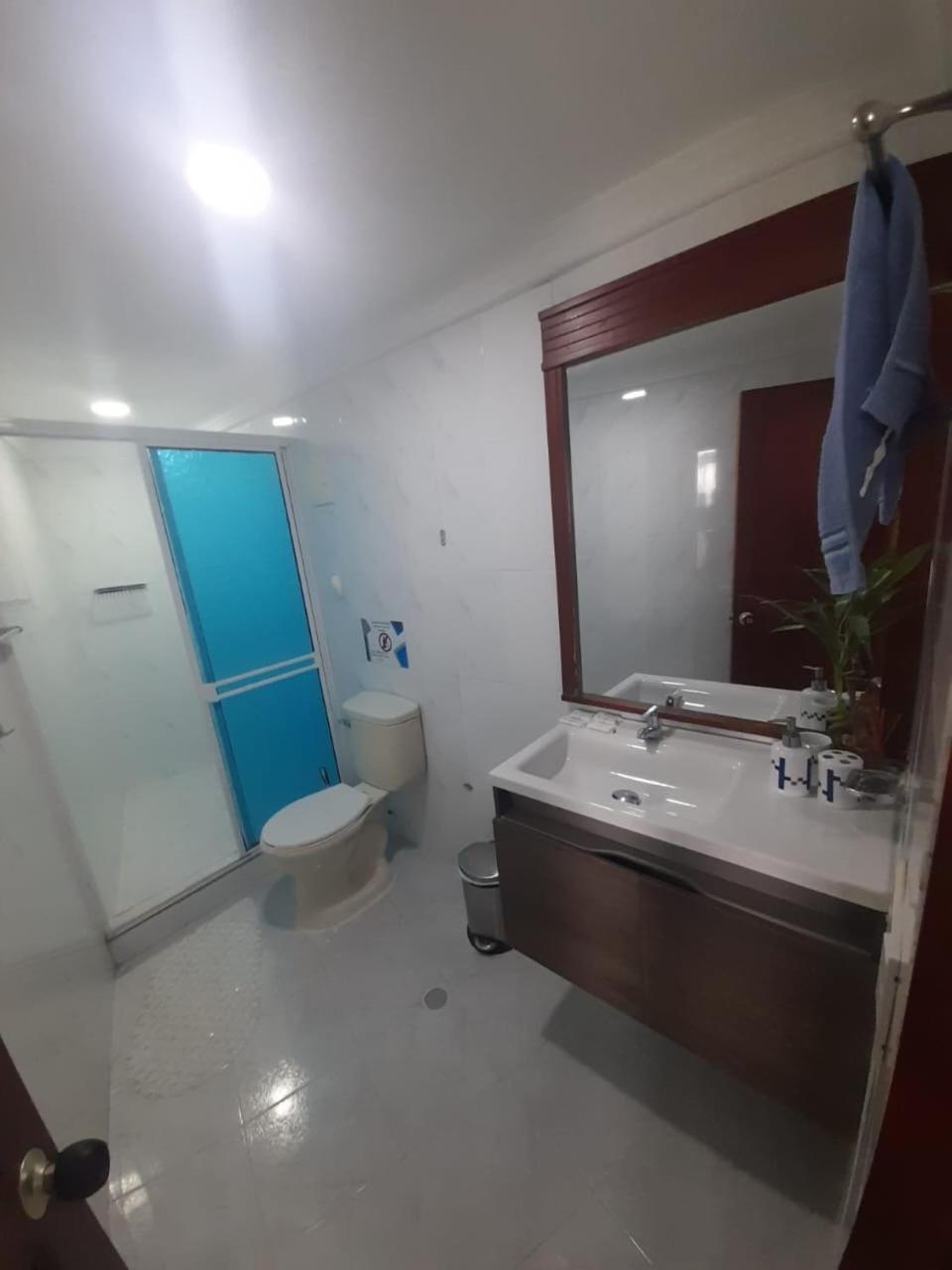 APARTAMENTO CON VISTA AL MAR CARIBE PISO 19 - Espectacular