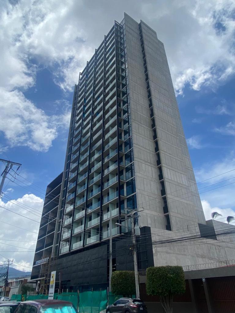 CityScape Properties 20th floor Studio 24-7 Concierge Amenities