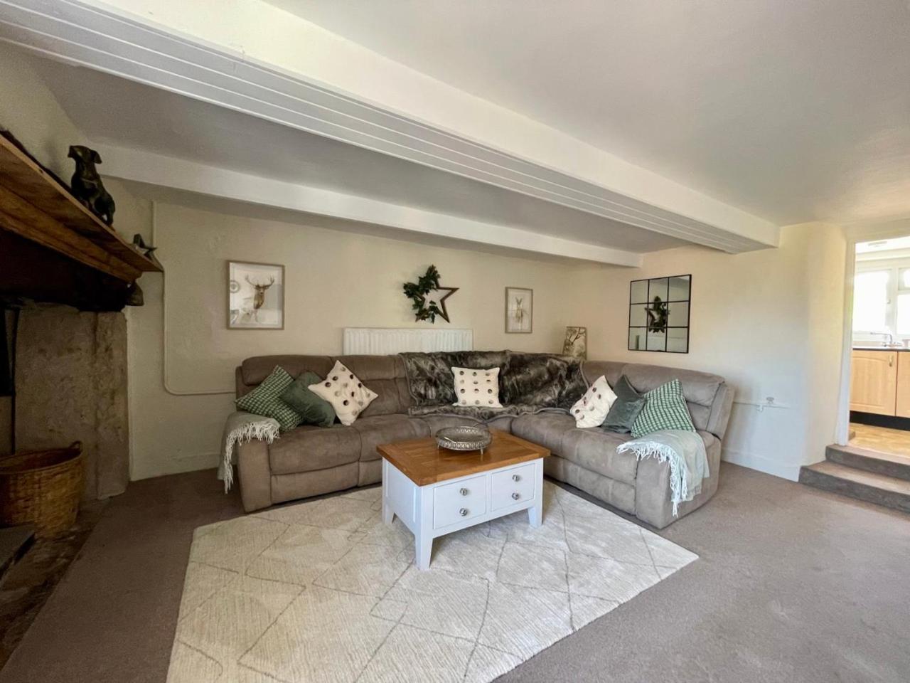 Cosy Cottage - Perfect for Families & Couples! view 4