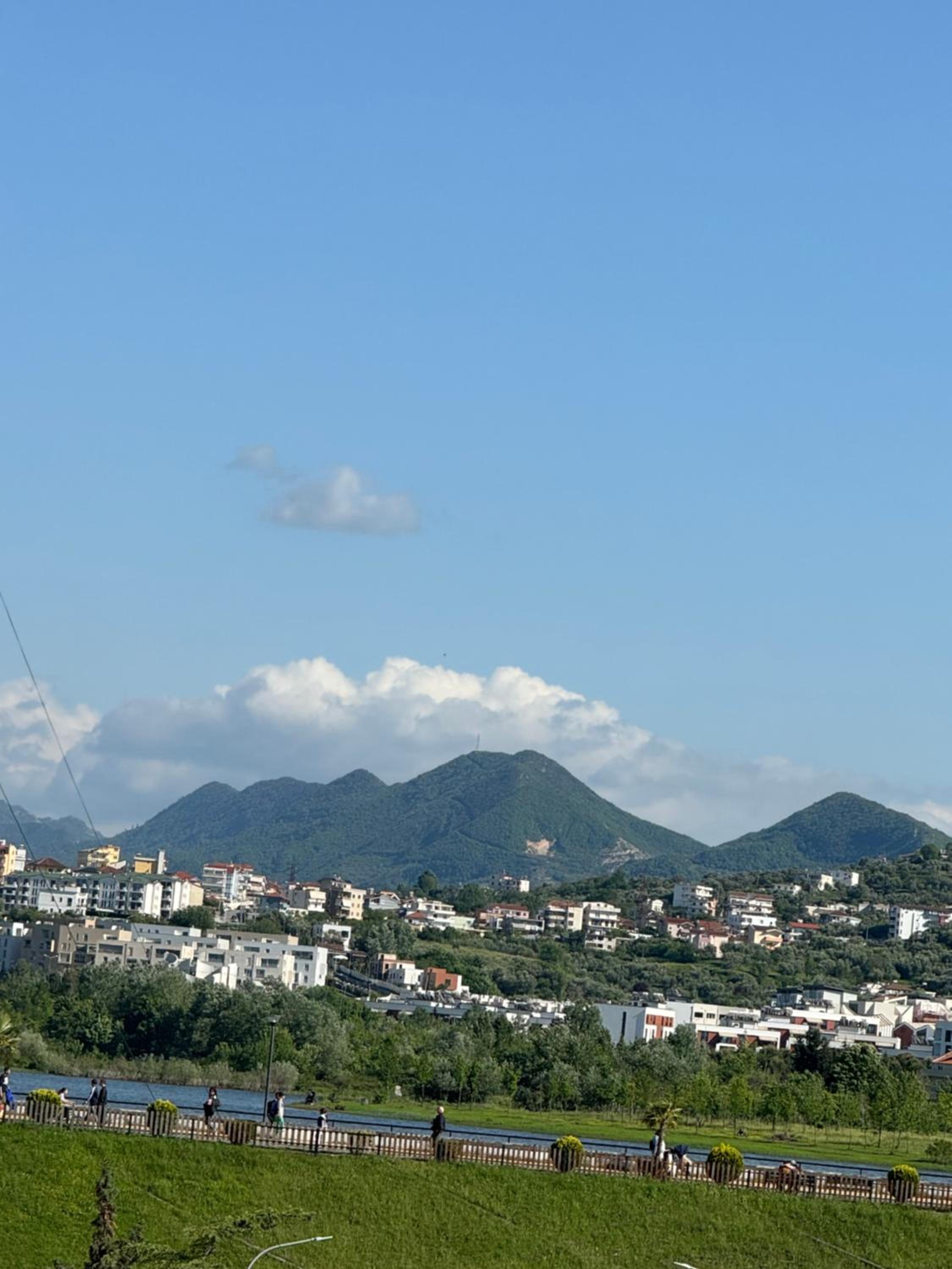 Tirana Lake View Premium Apartment