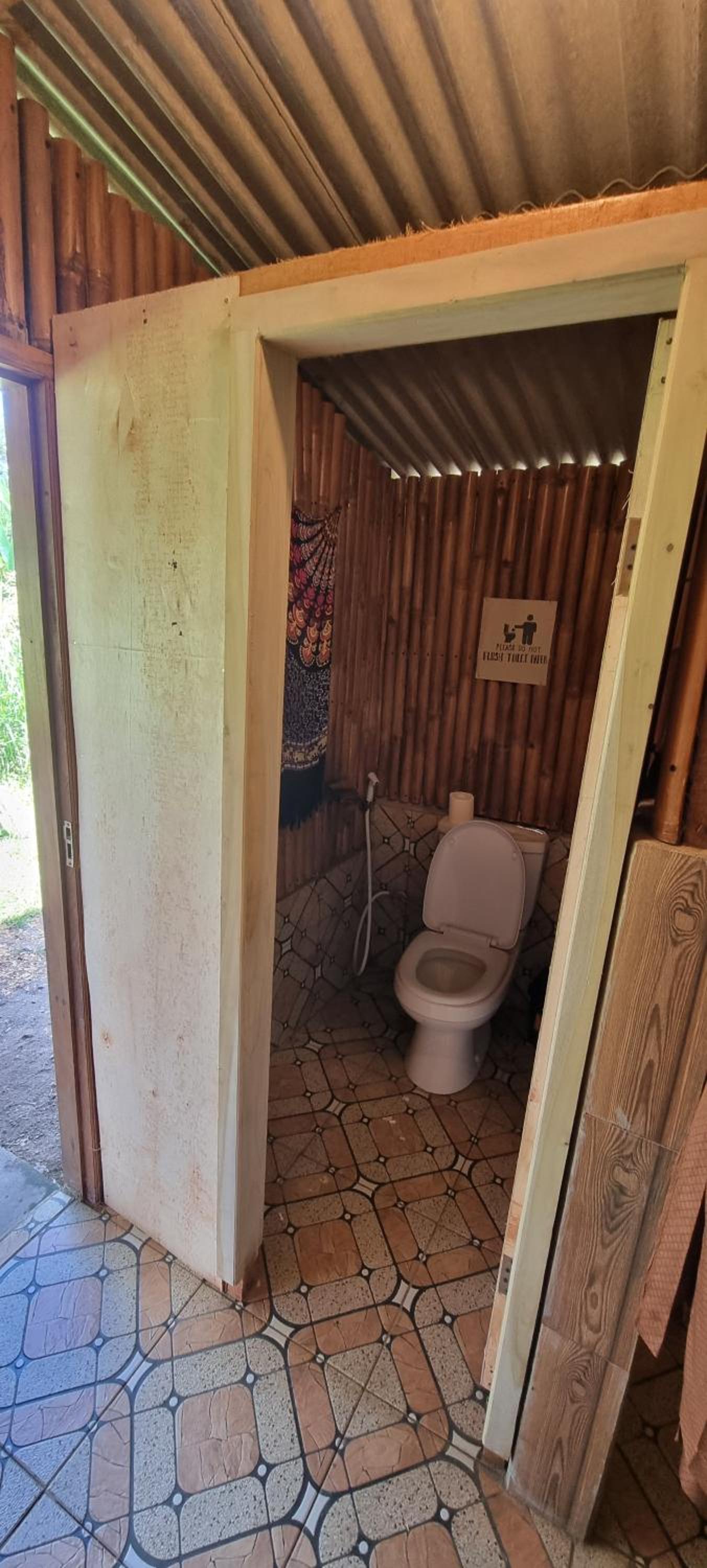 Tetebatu Hostel
