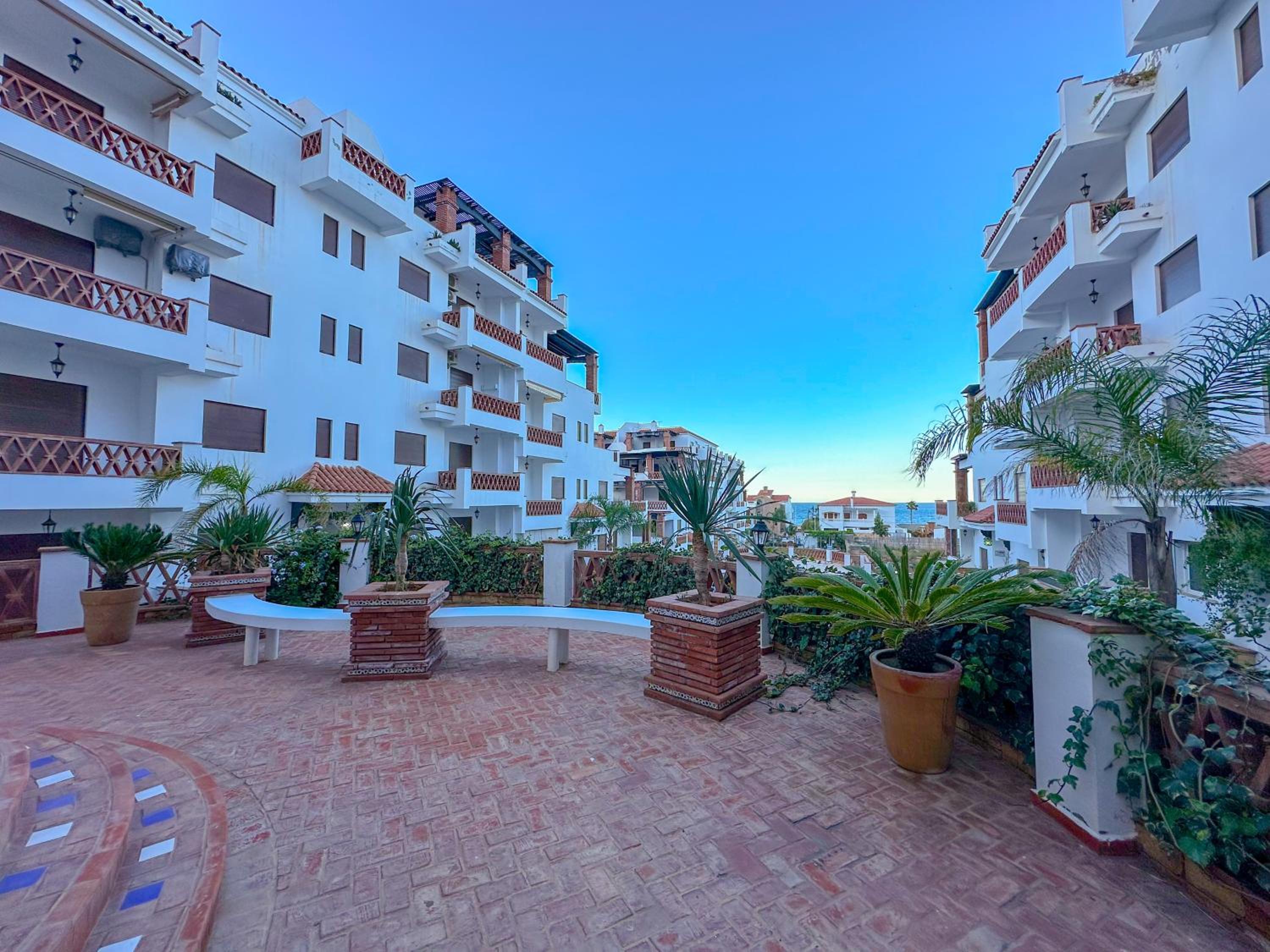 Luxury duplex - Private pool - Sea view & wifi optical fiber