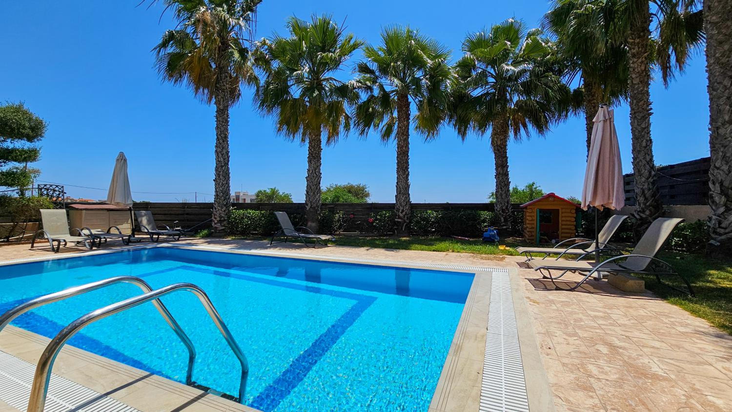 Sunnyside Pool Villa